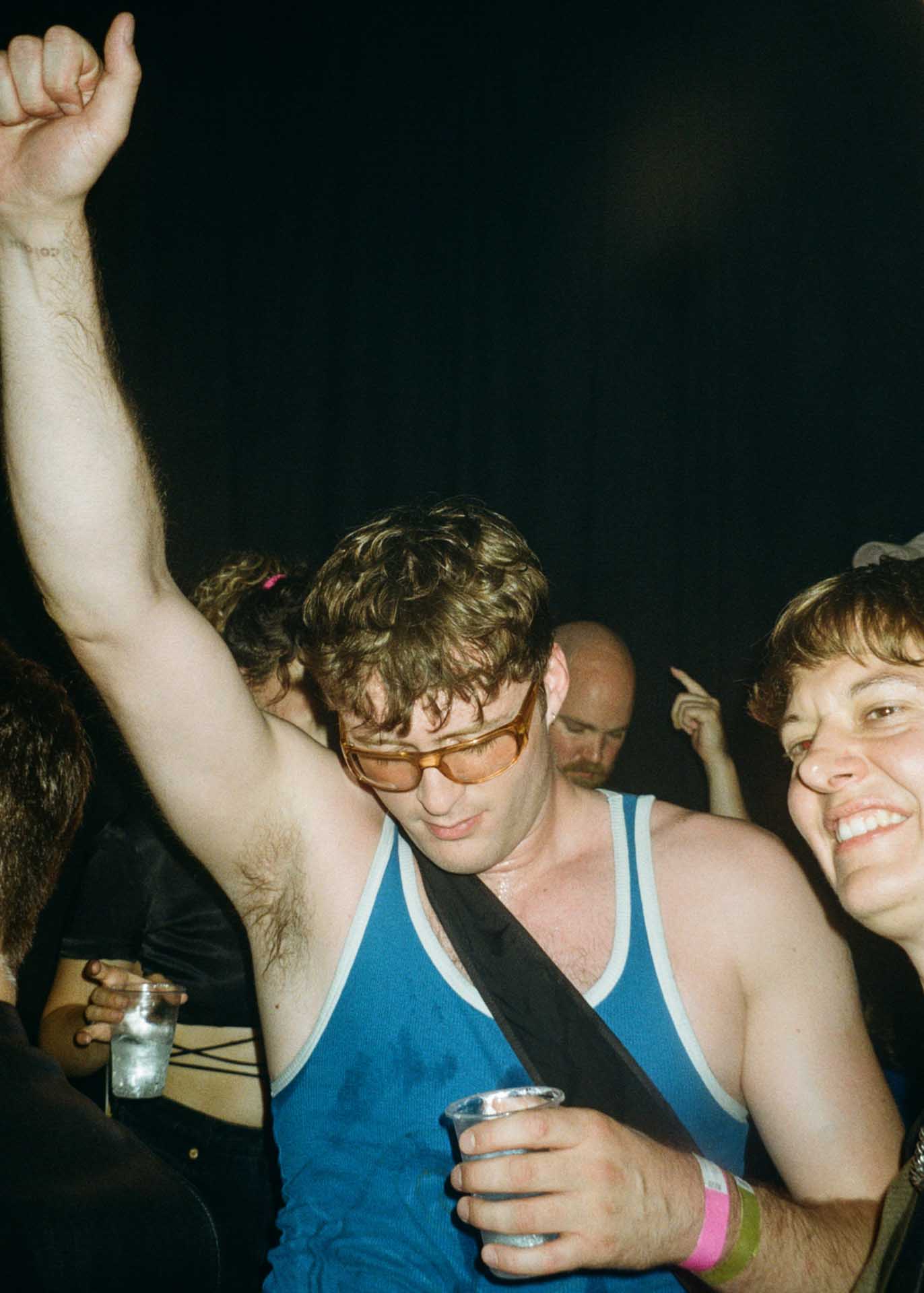 Howl_Rave_12_073_mle1rf