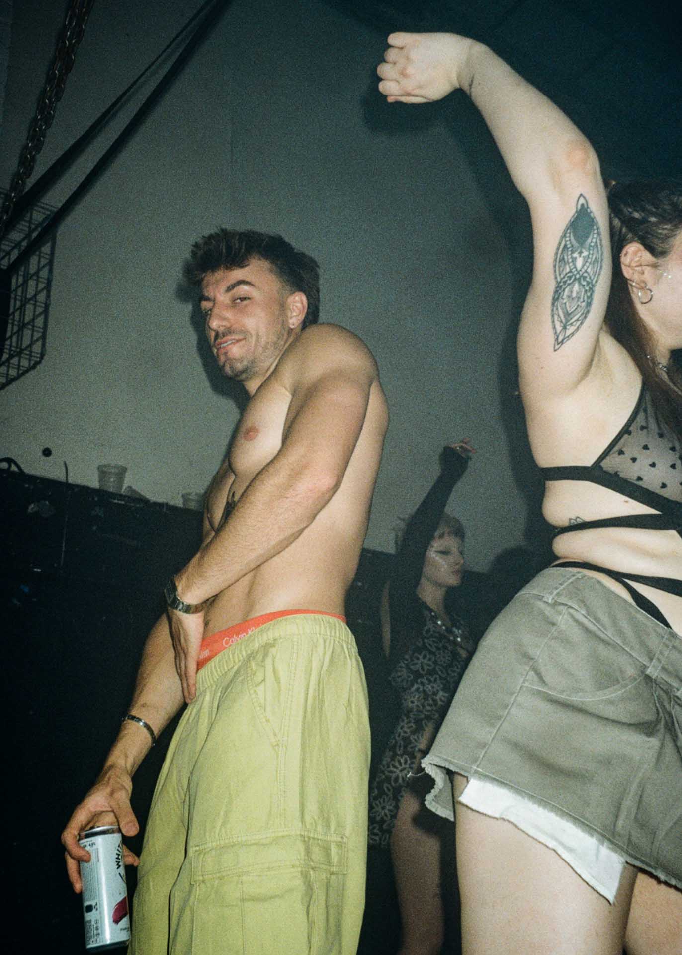Howl_Rave_12_066_orwav2