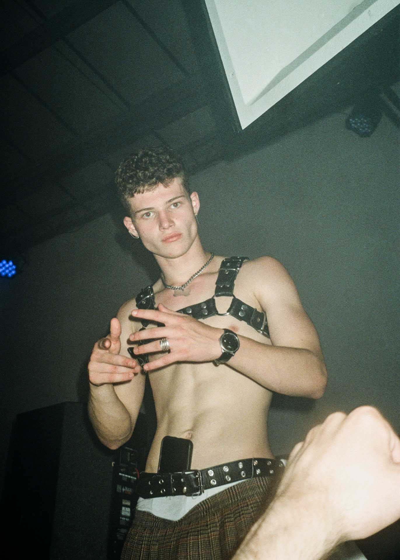 Howl_Rave_12_064_q09khk
