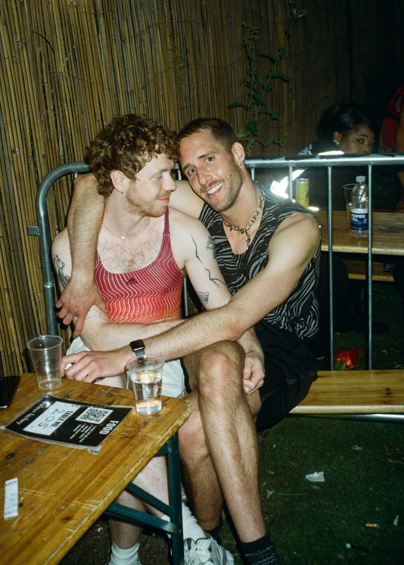 Howl_Rave_12_065_wgb6nh