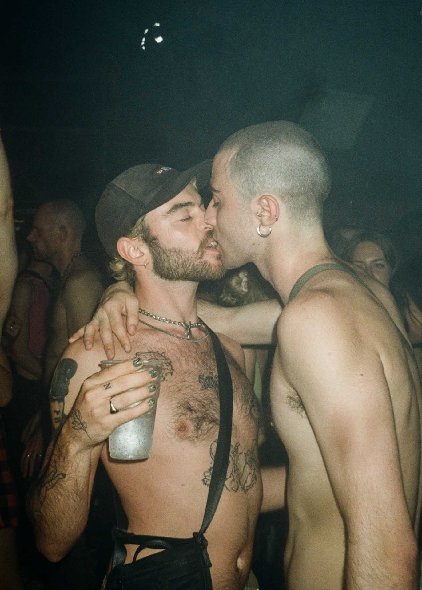 Howl_Rave_12_059_y6kkyy