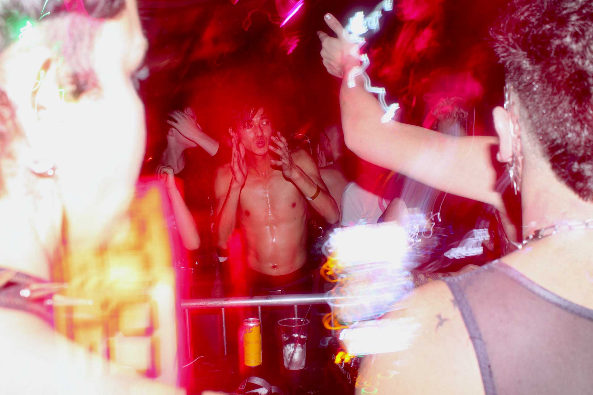 Howl_Rave_14_132_oad3et