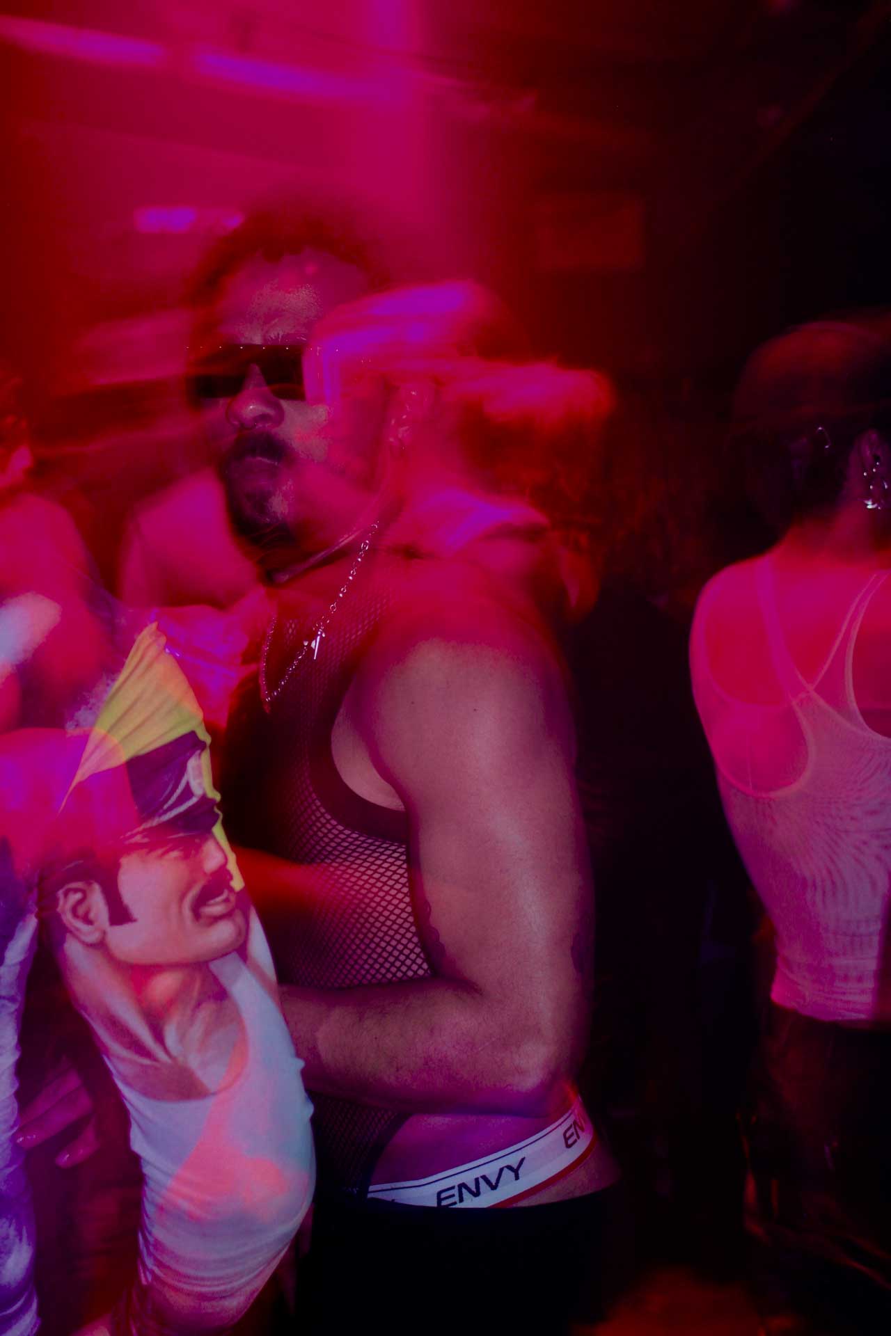 Howl_Rave_14_052_rssu8v