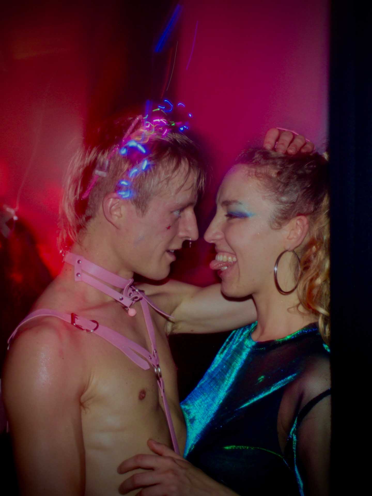 Howl_Rave_14_130_u9hqiw