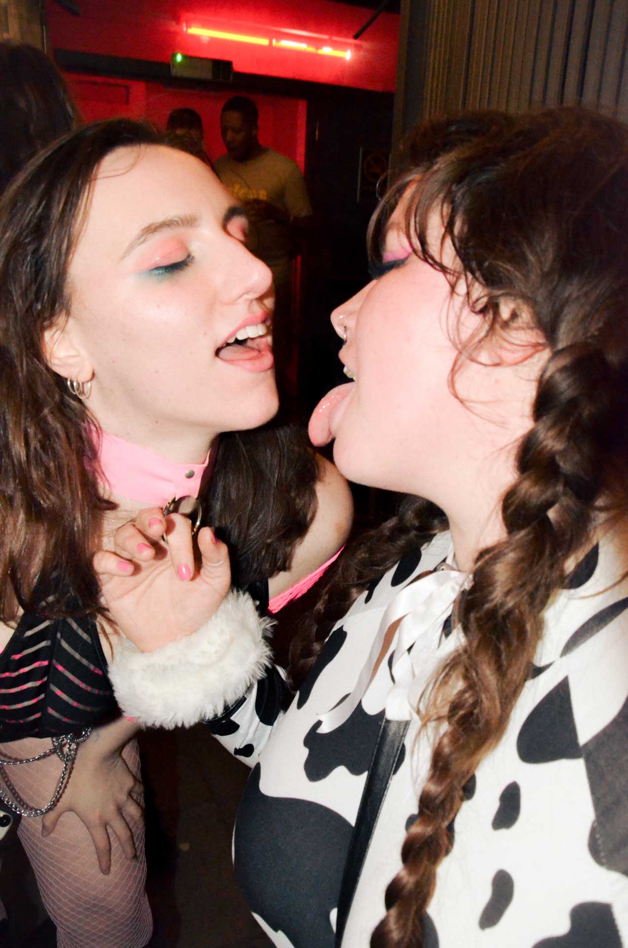Howl_Rave_16_013_ah5ucv