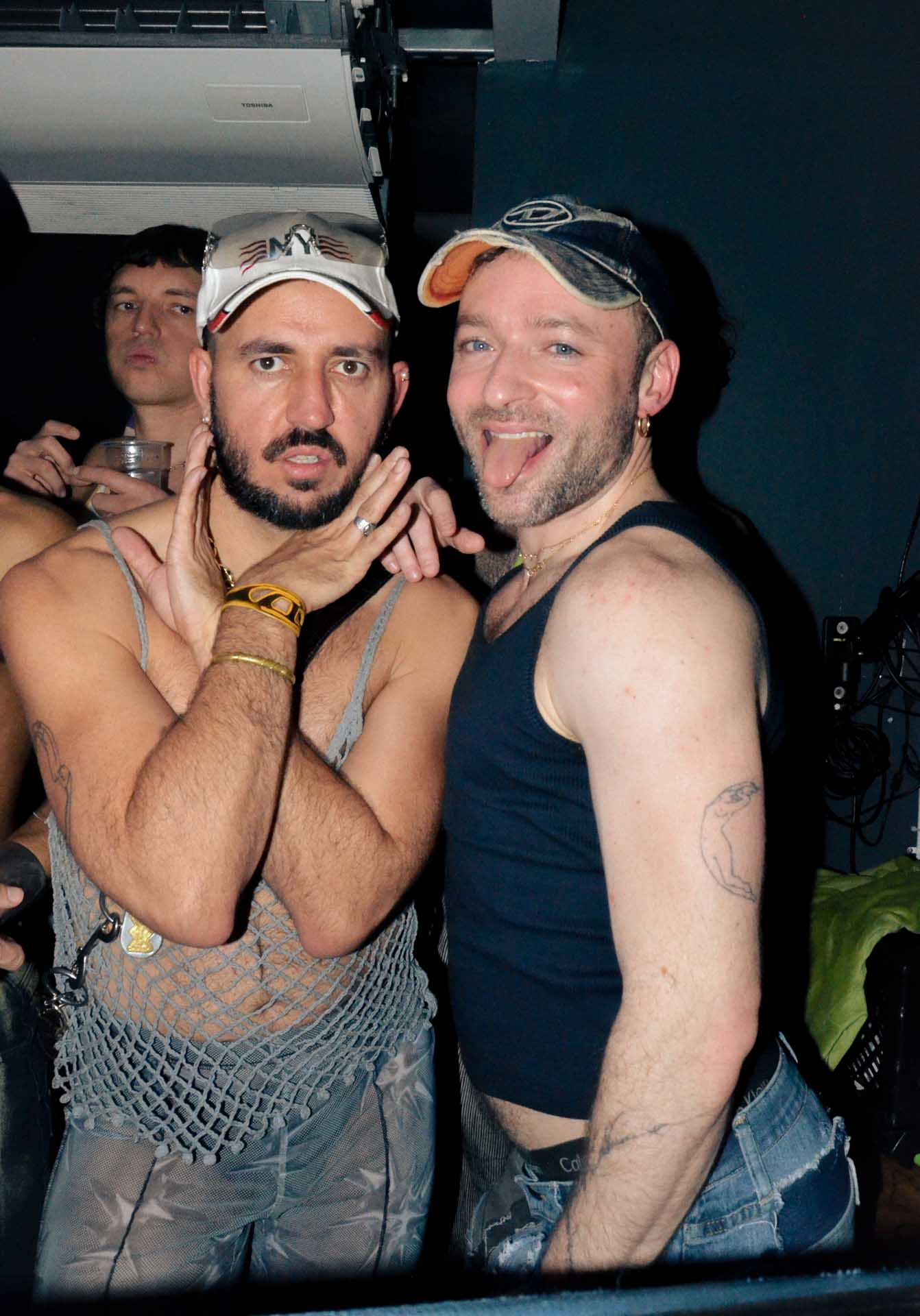 Howl_Rave_16_113_gn3gfz