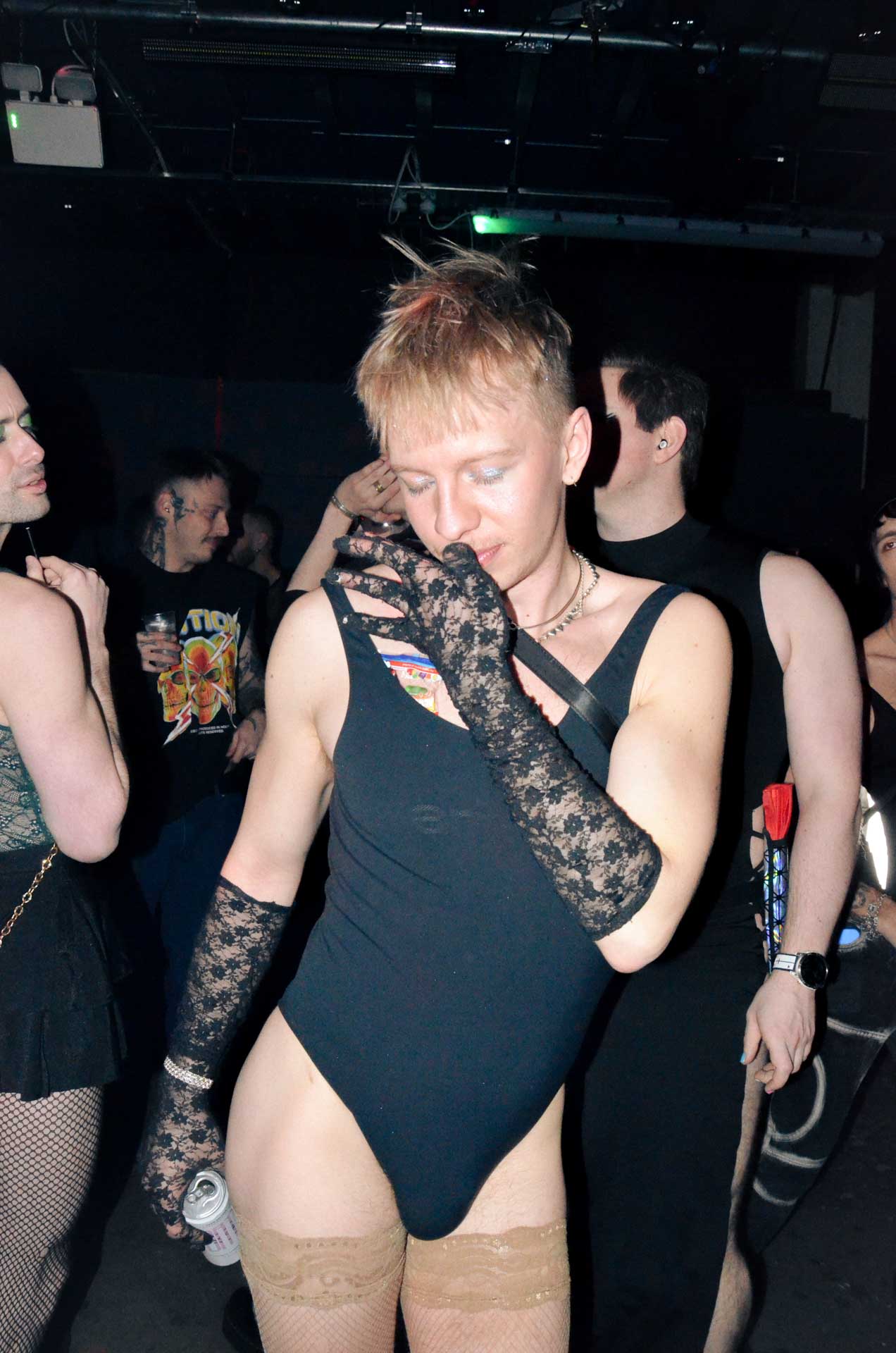 Howl_Rave_16_081_wgikky