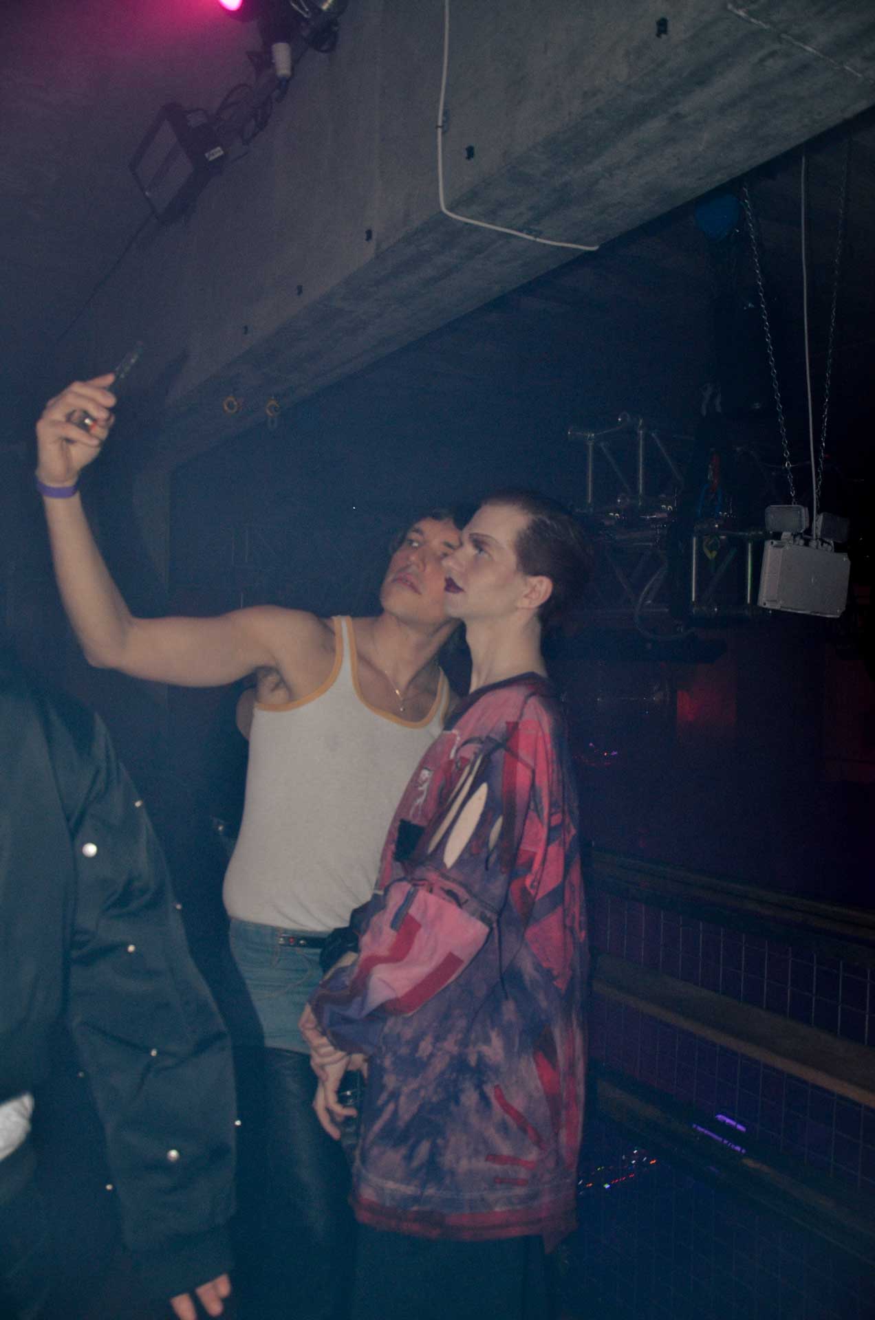 Howl_Rave_16_085_ysltkg