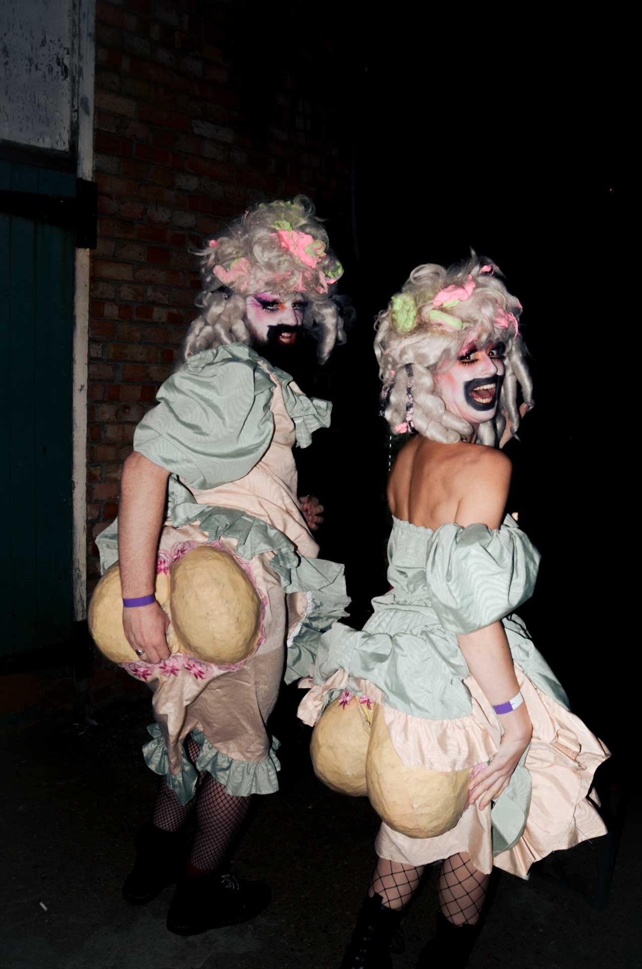 Howl_Rave_16_093_z4e0gn