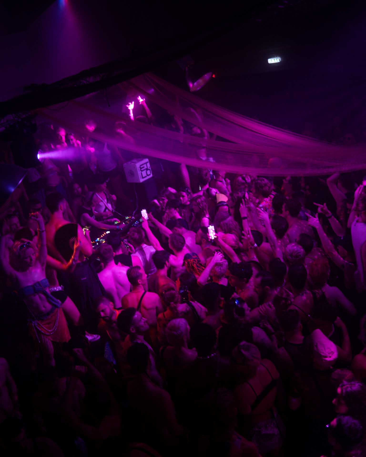 Howl_Rave_17_092_qsmbo8