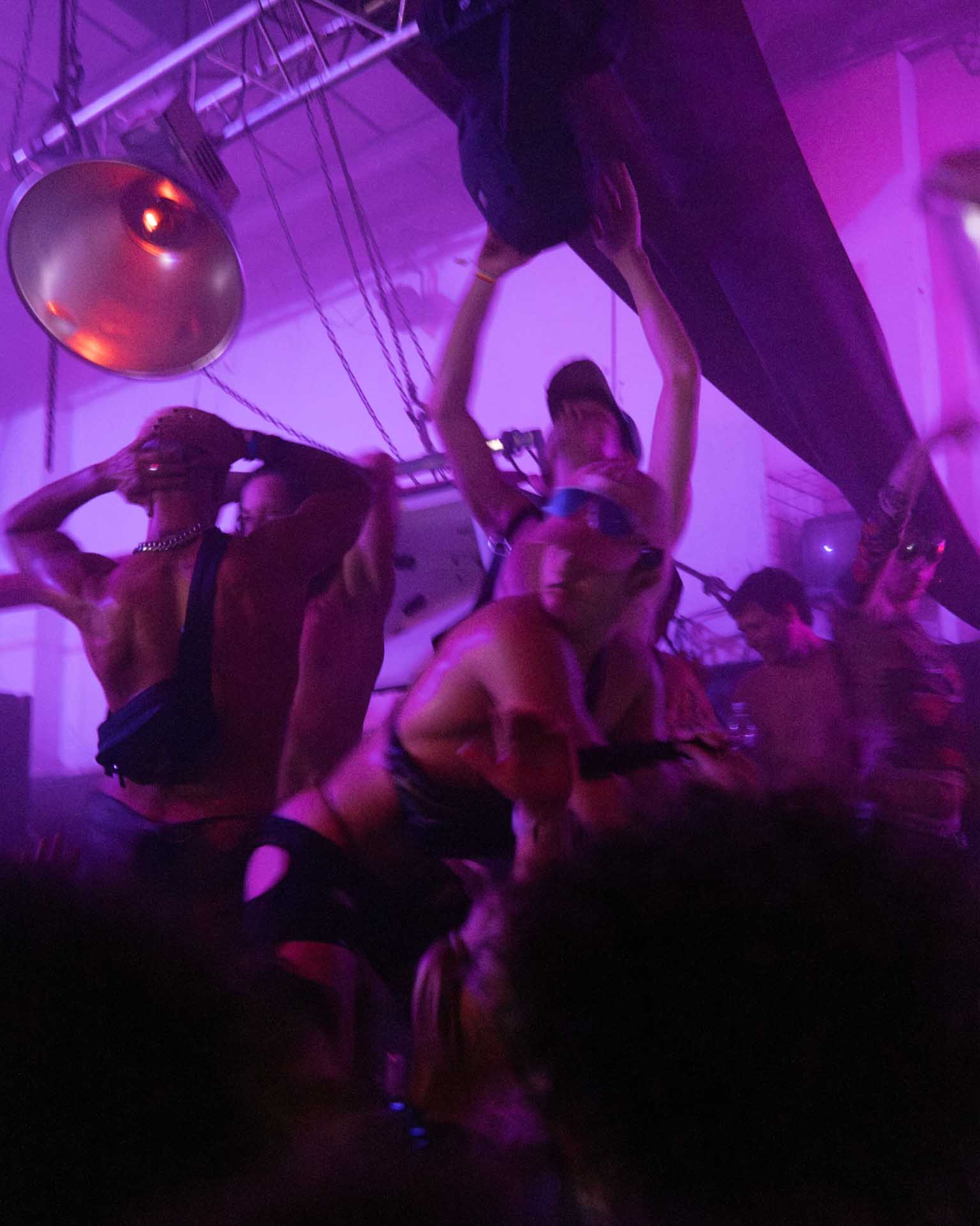 Howl_Rave_17_062_tw9osd