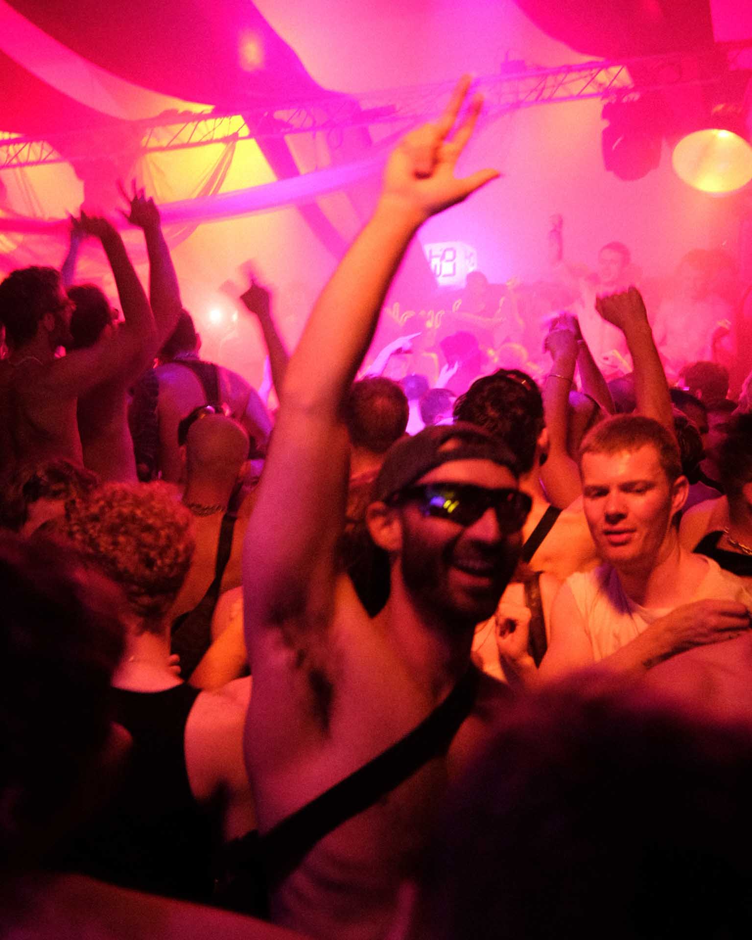 Howl_Rave_17_095_fq0yy8