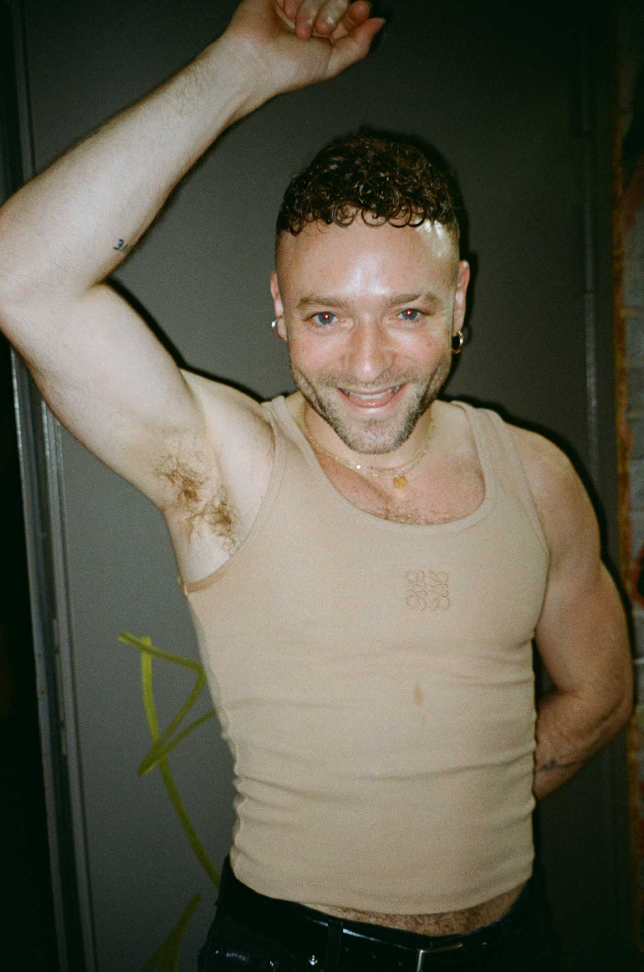 Howl_Rave_17_113_lpzeai