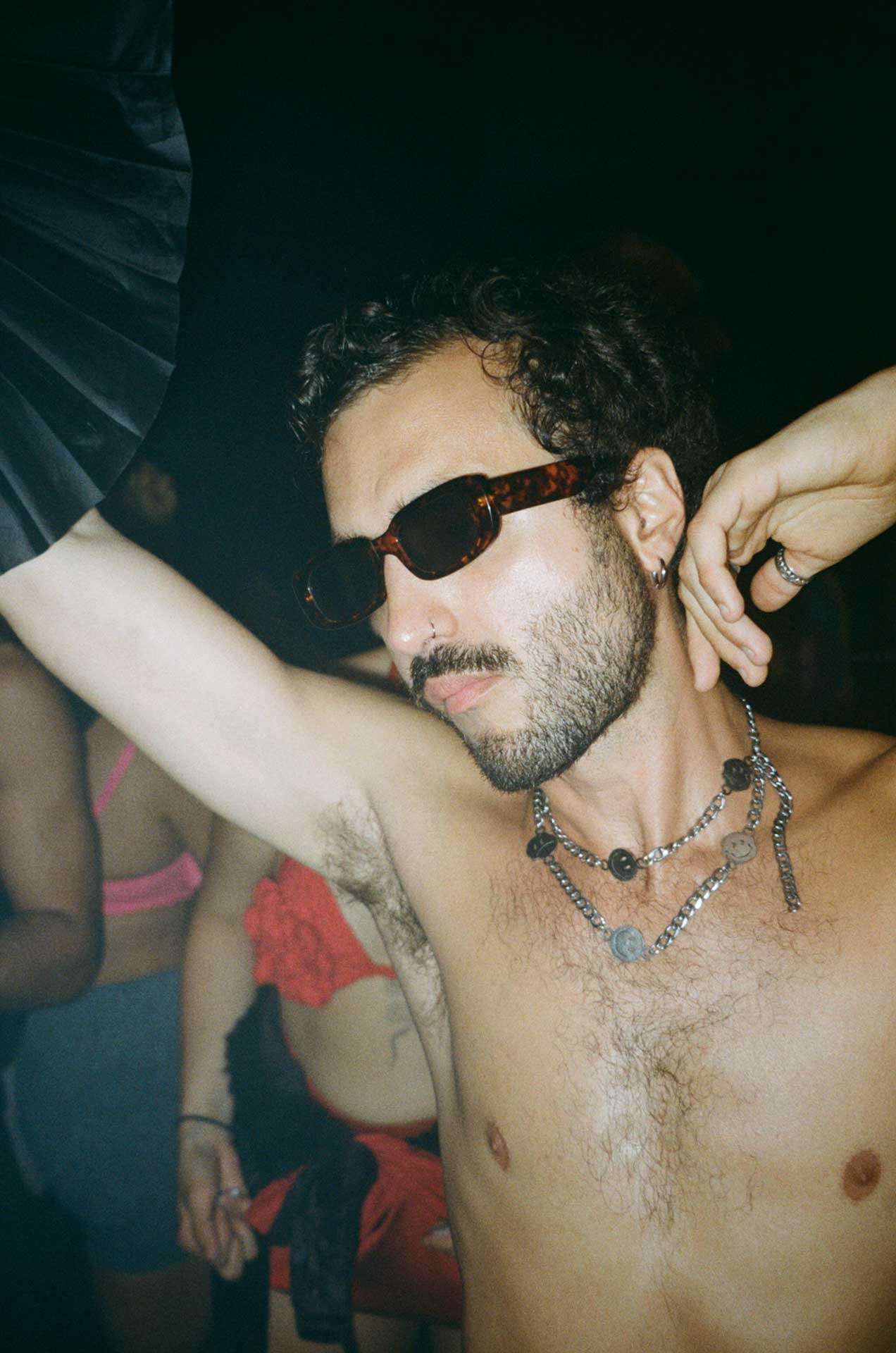 Howl_Rave_17_046_ne3qk2