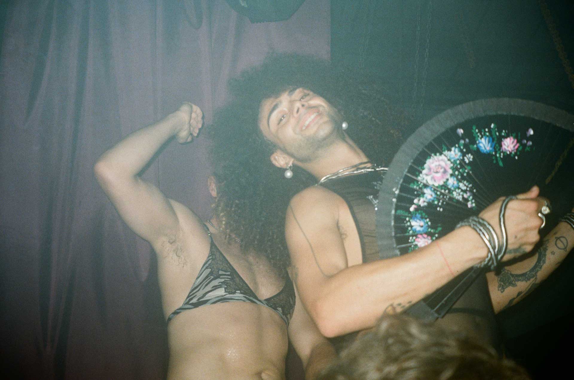 Howl_Rave_17_099_qpwuap