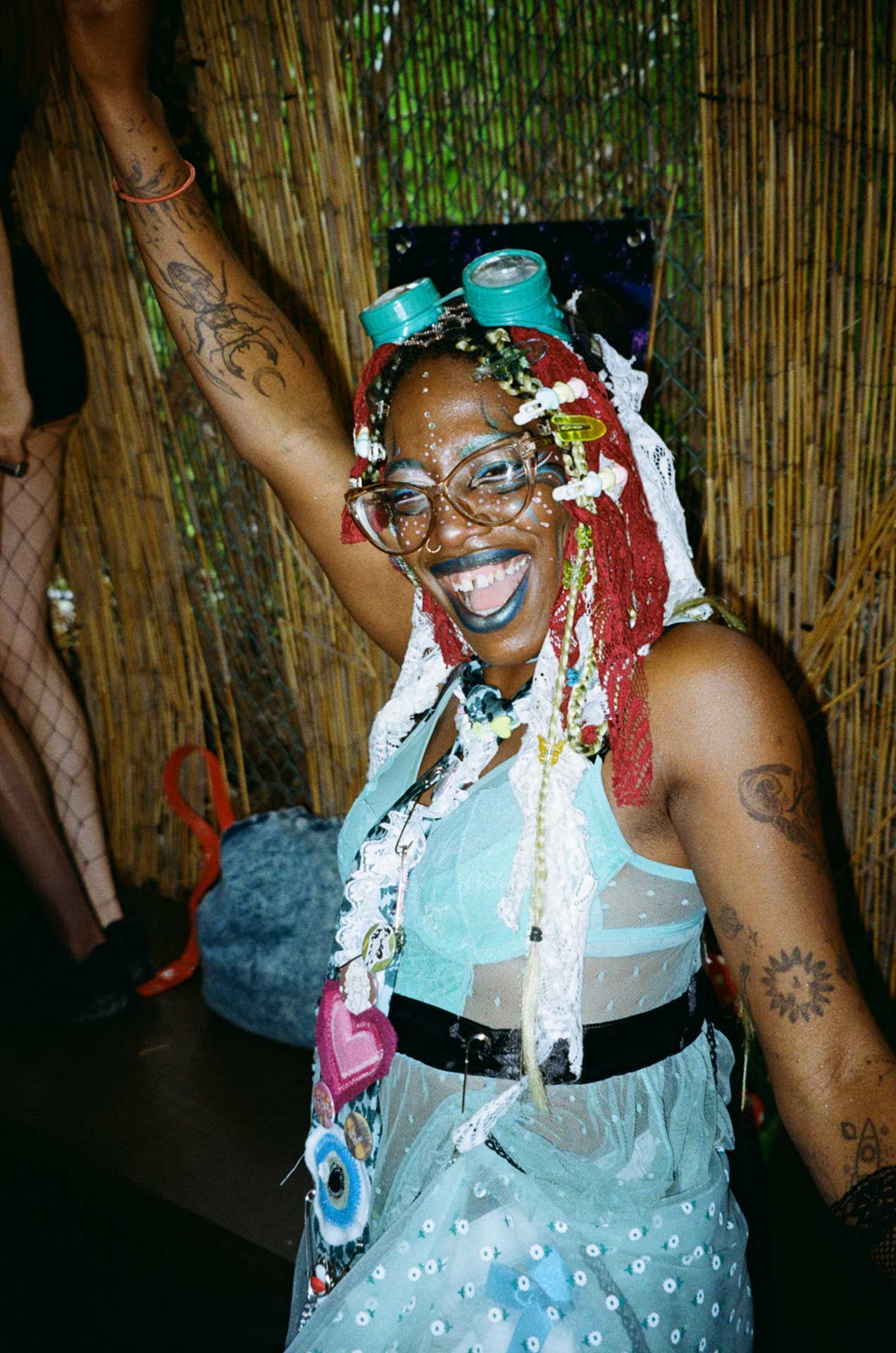 Howl_Rave_17_075_lgfzqx