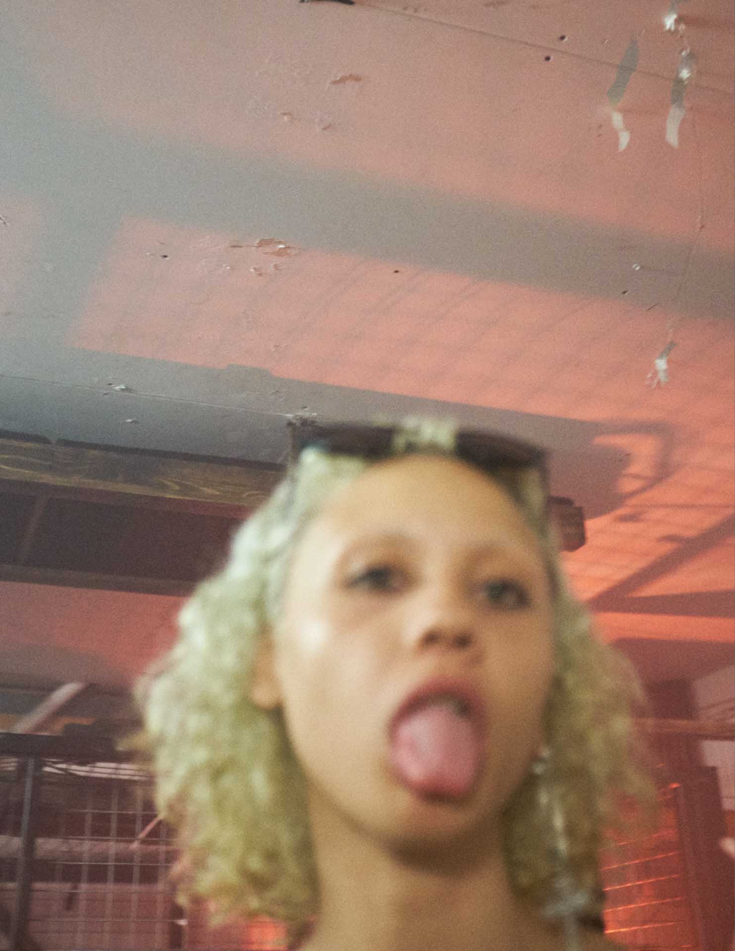 Howl_Rave_01_002_kf8rtf