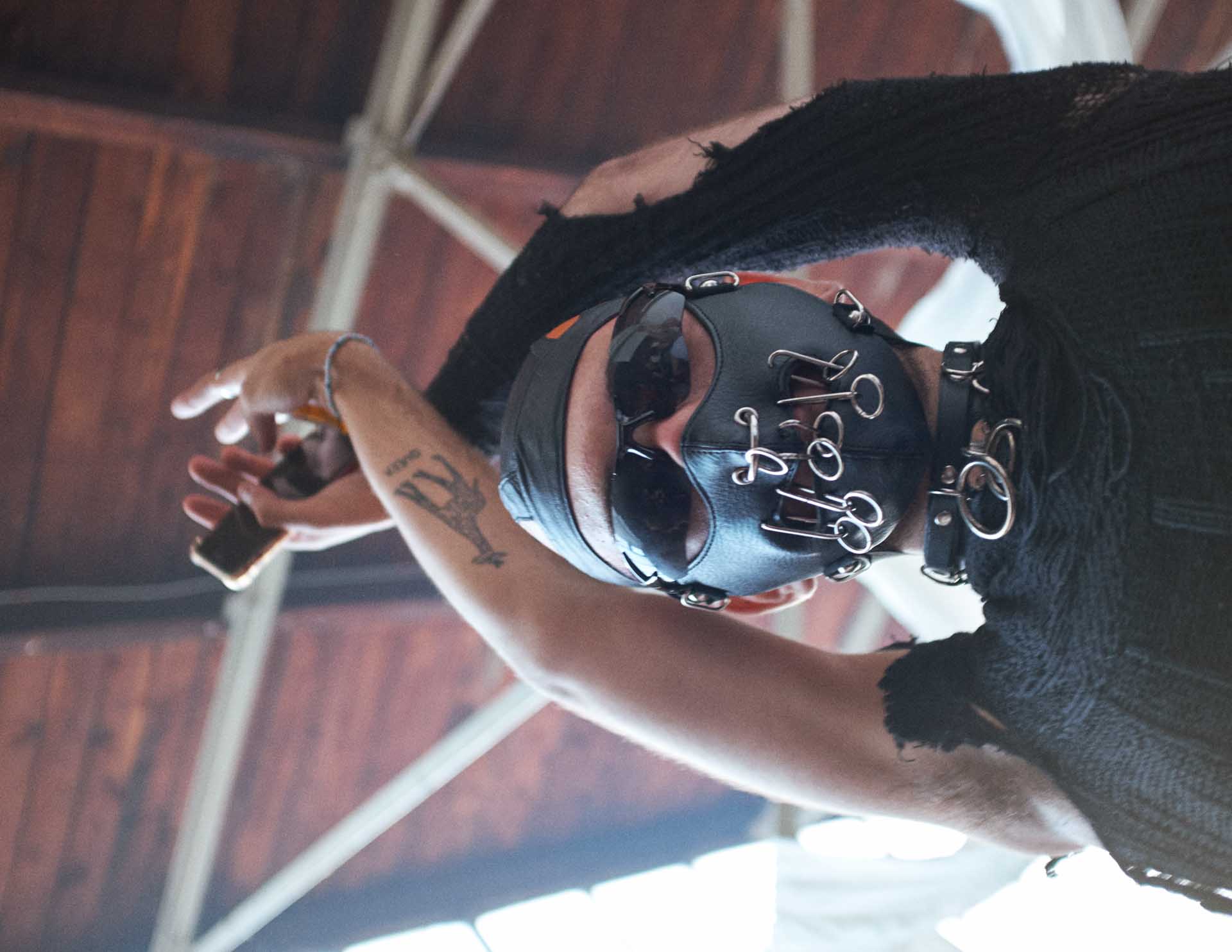 Howl_Rave_01_064_dcf6ag