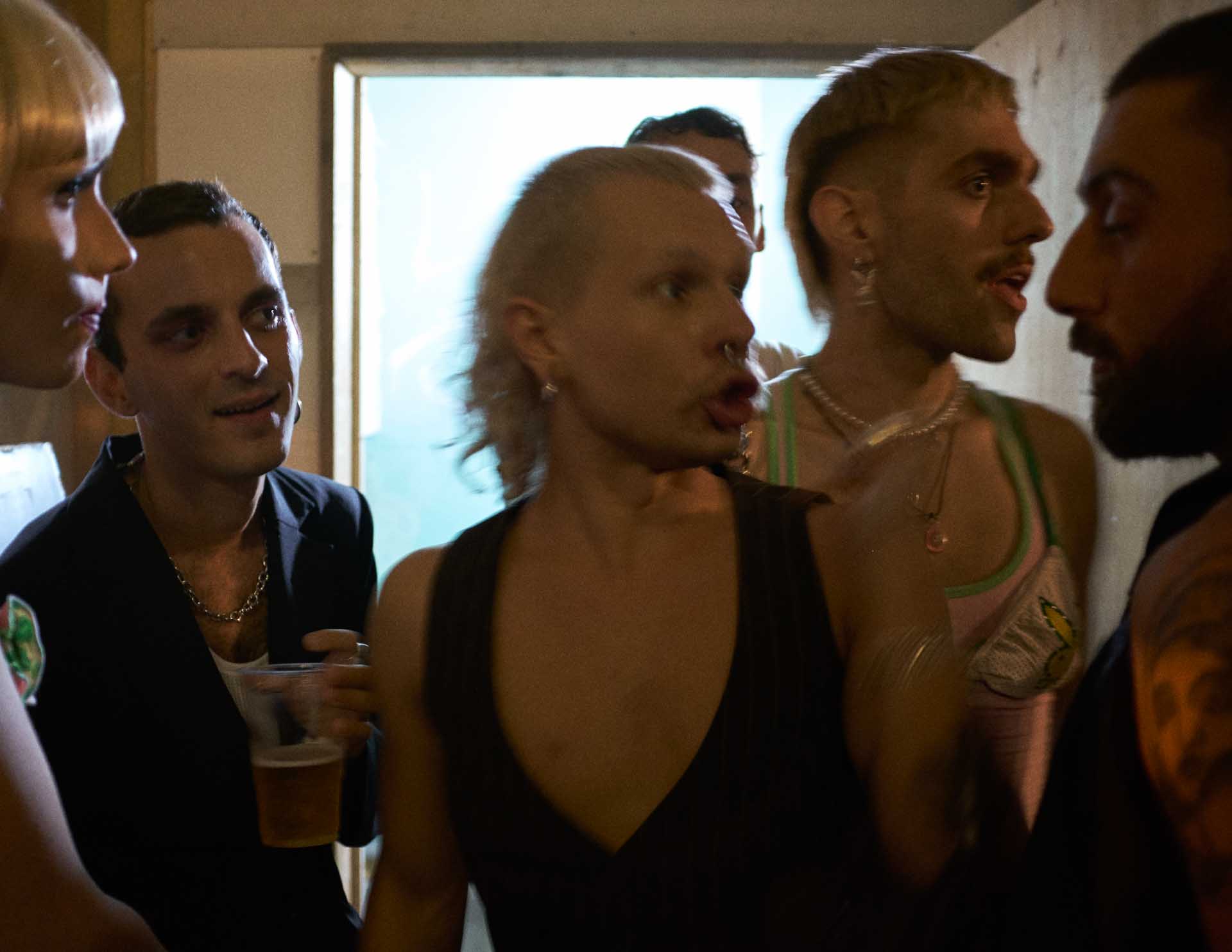 Howl_Rave_01_074_kcvx2s