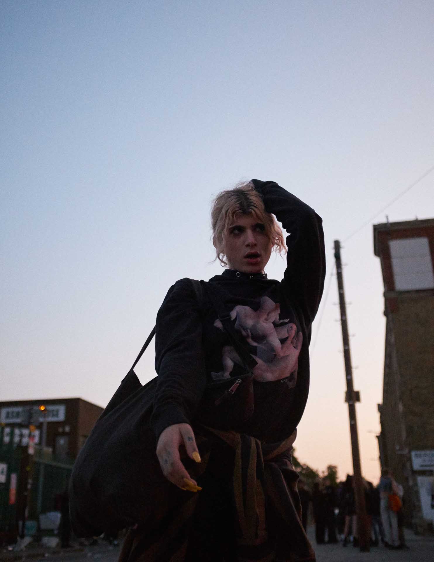 Howl_Rave_01_083_ptuwds