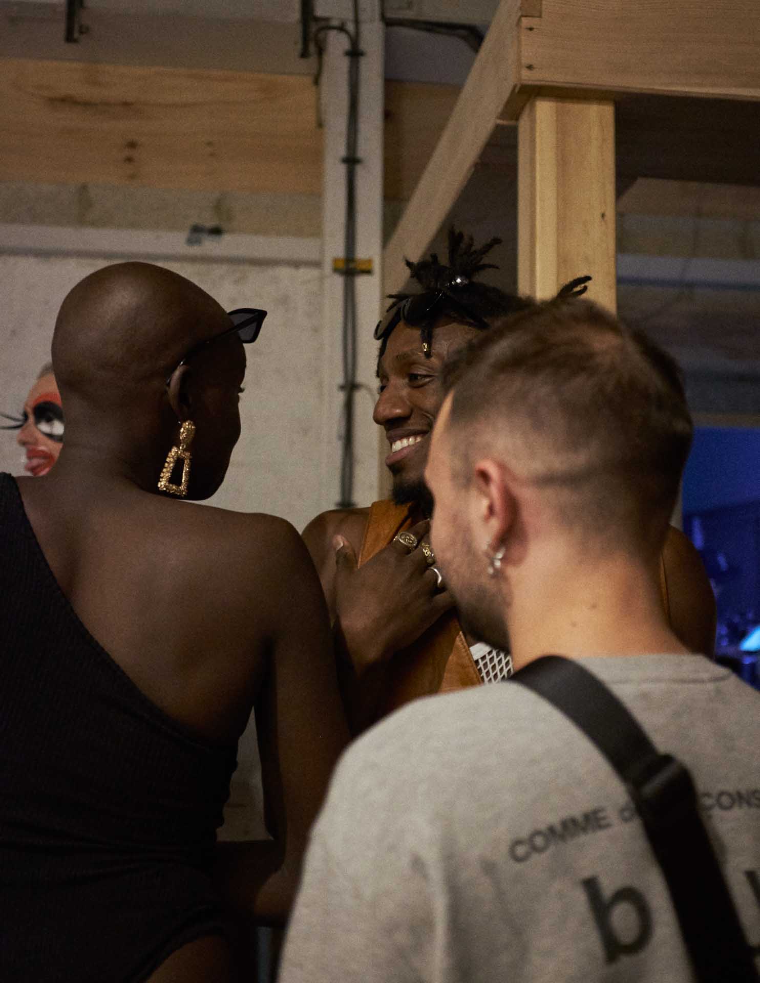 Howl_Rave_01_091_zfrgbq