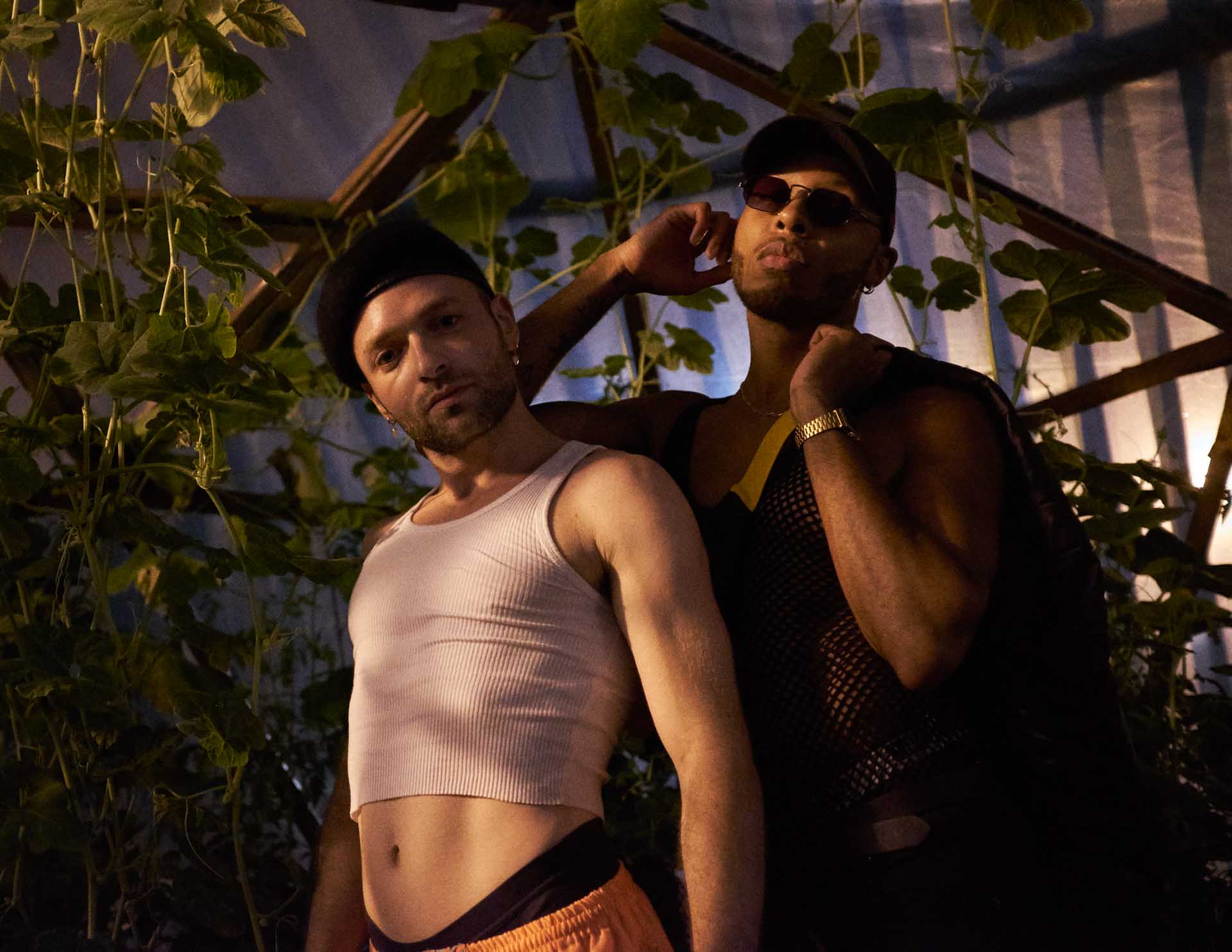 Howl_Rave_01_105_qmfcxg