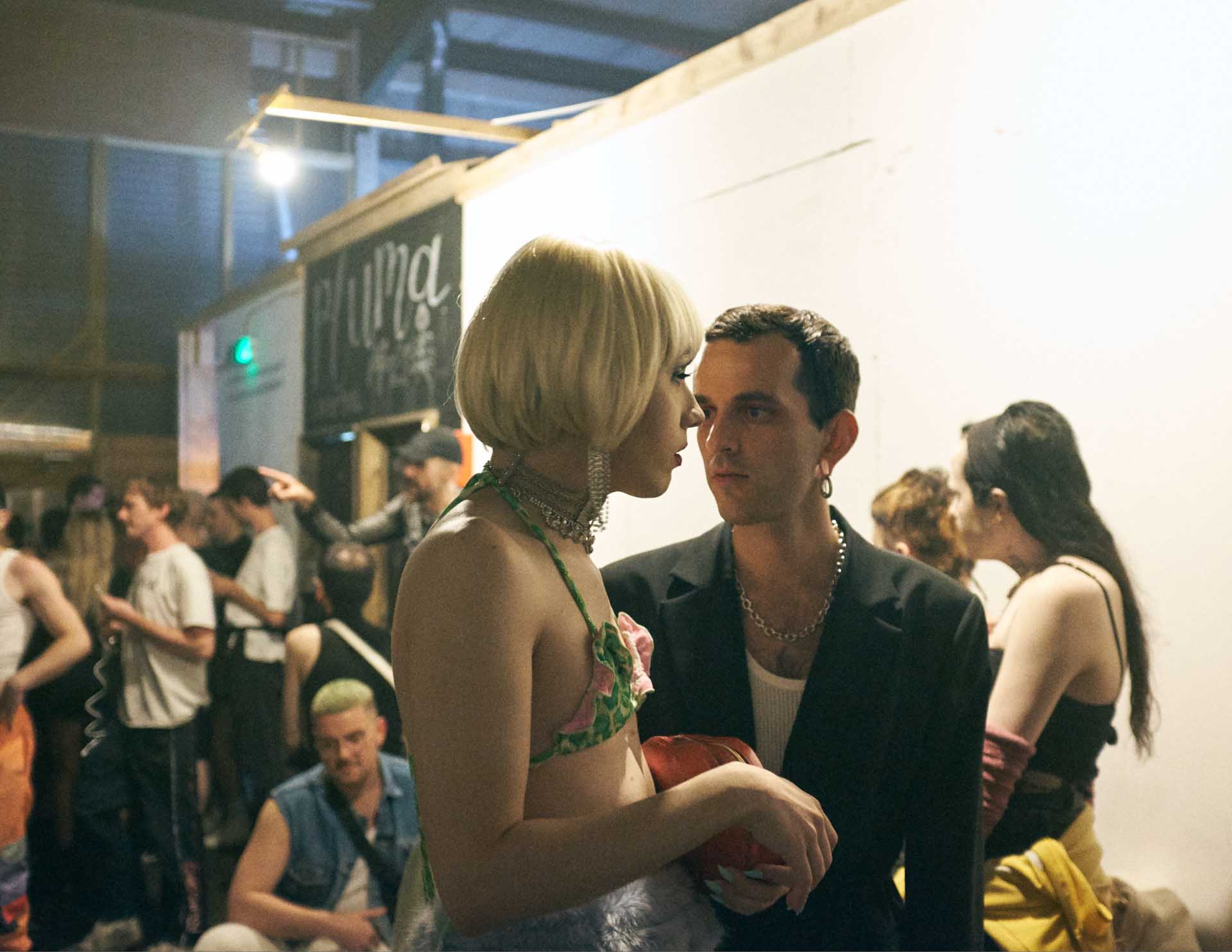 Howl_Rave_01_115_zacjgt