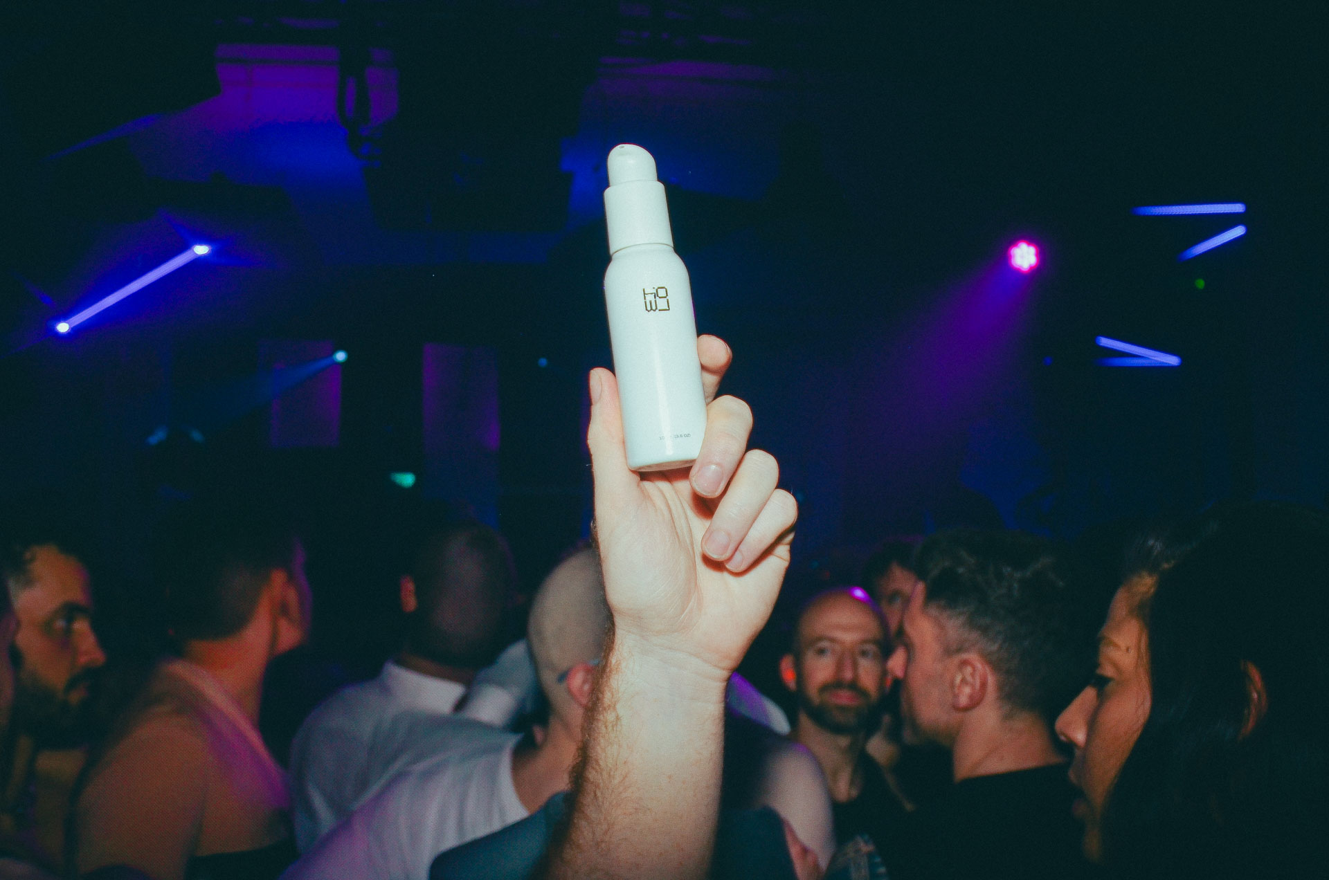 Howl_Rave_19_300_b6wv3l