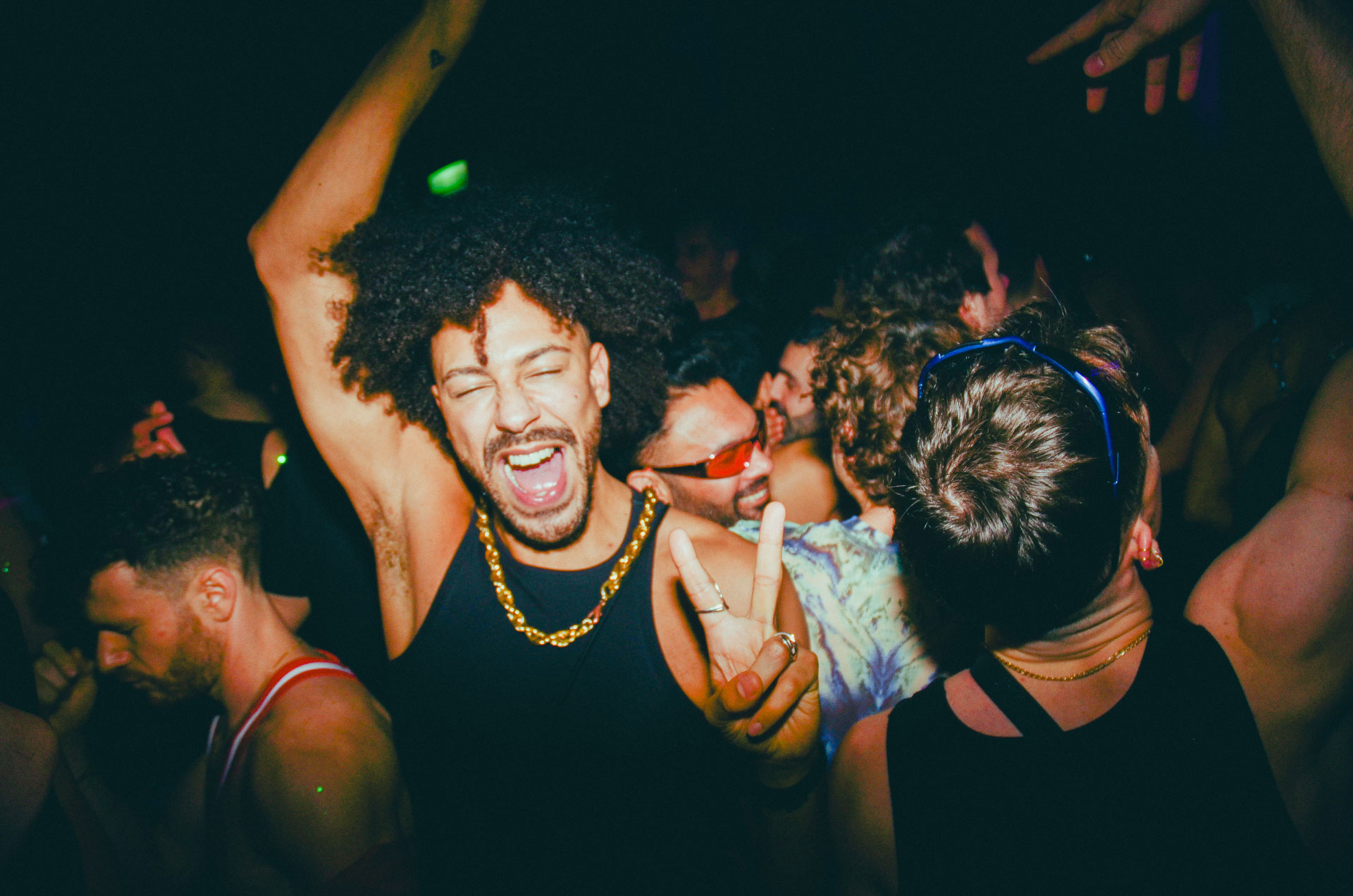 Howl_Rave_19_125_qvjtgp