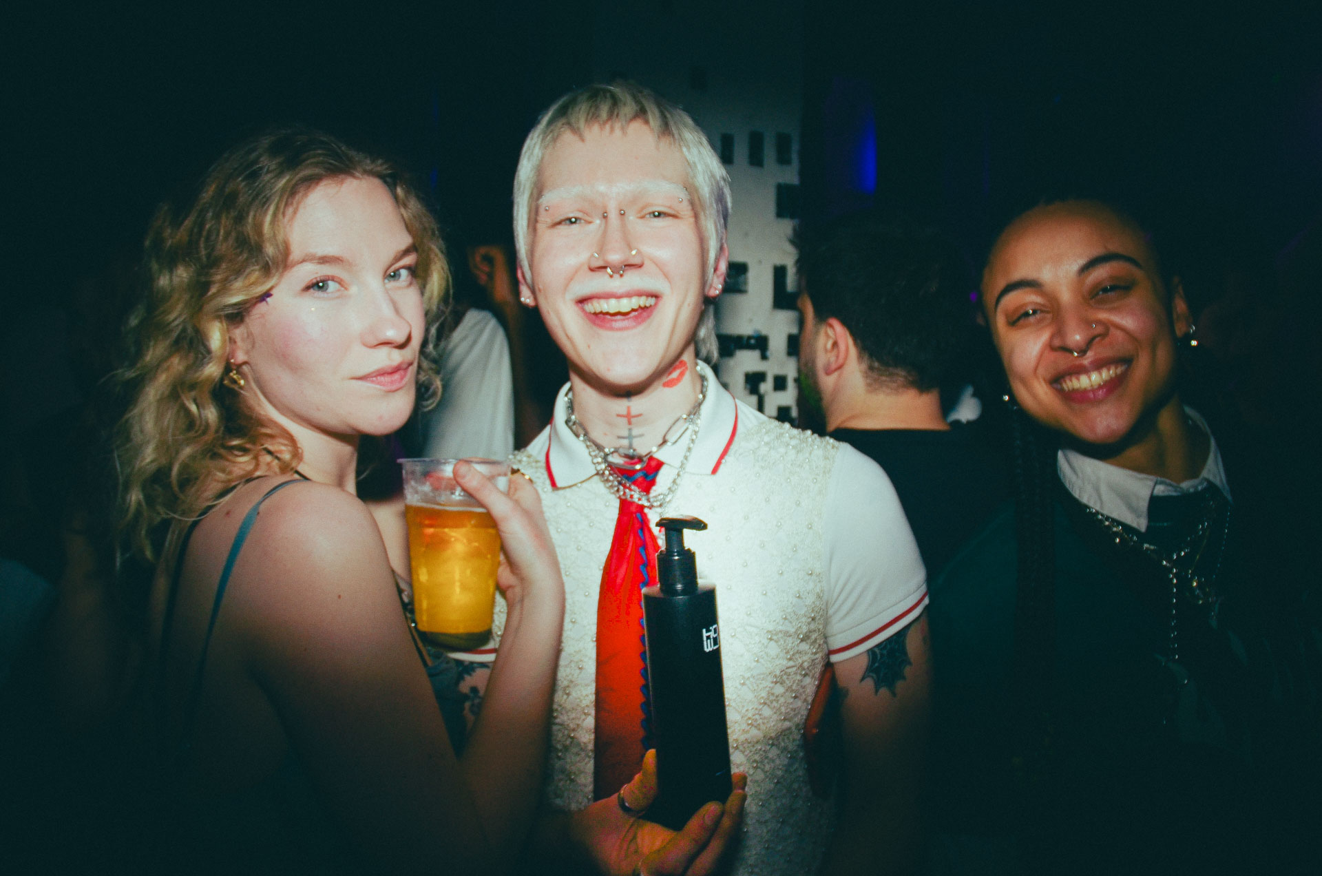Howl_Rave_19_044_xyudbc