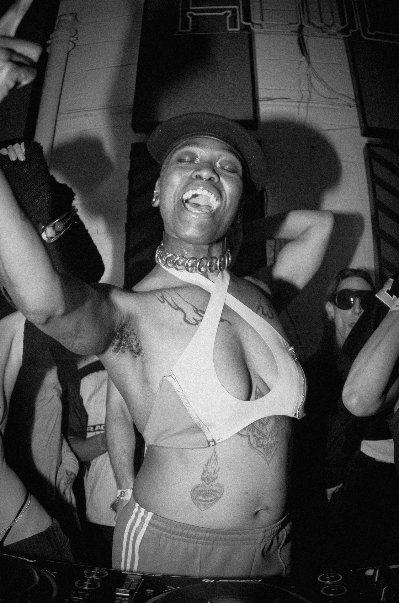 Howl_Rave_19_176_vnka5s