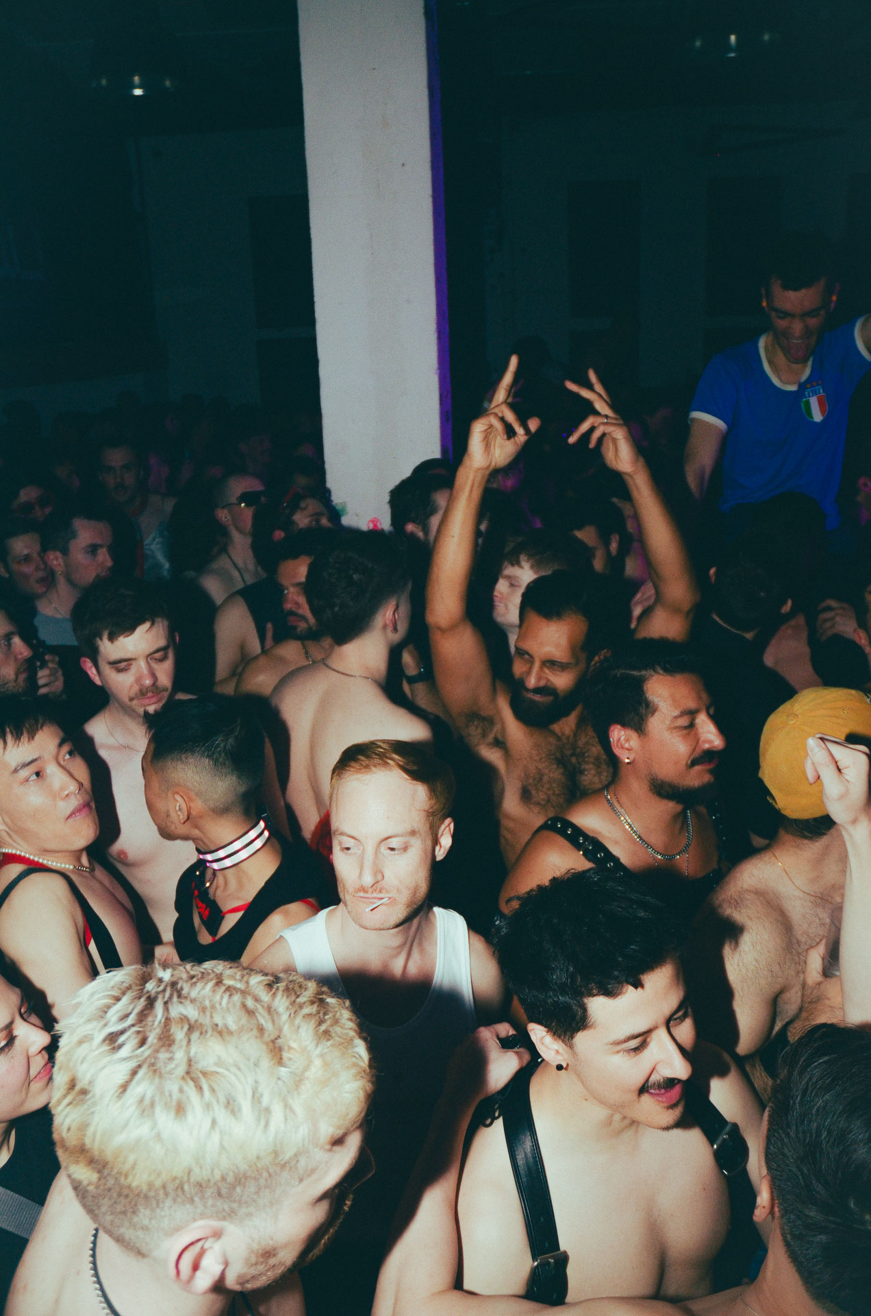Howl_Rave_19_354_a2rinw