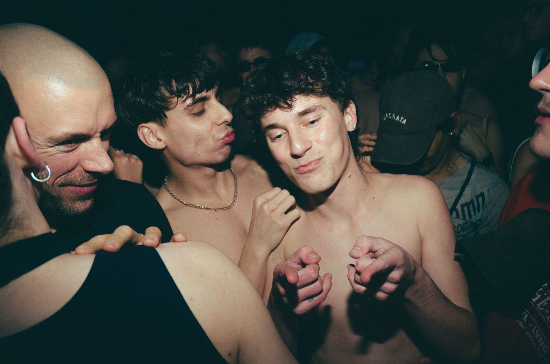 Howl_Rave_19_243_o8stn6