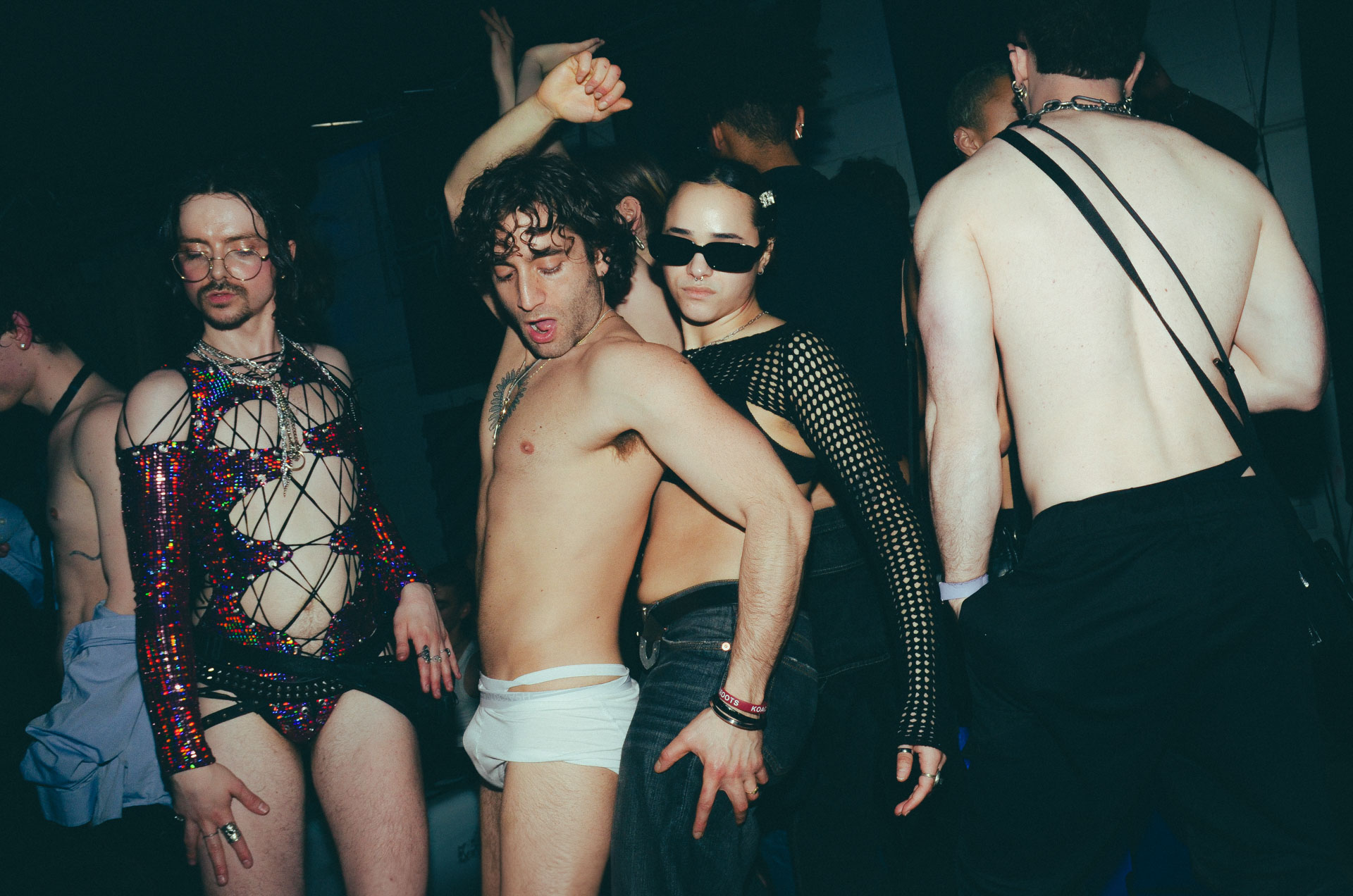 Howl_Rave_19_169_tz9hge