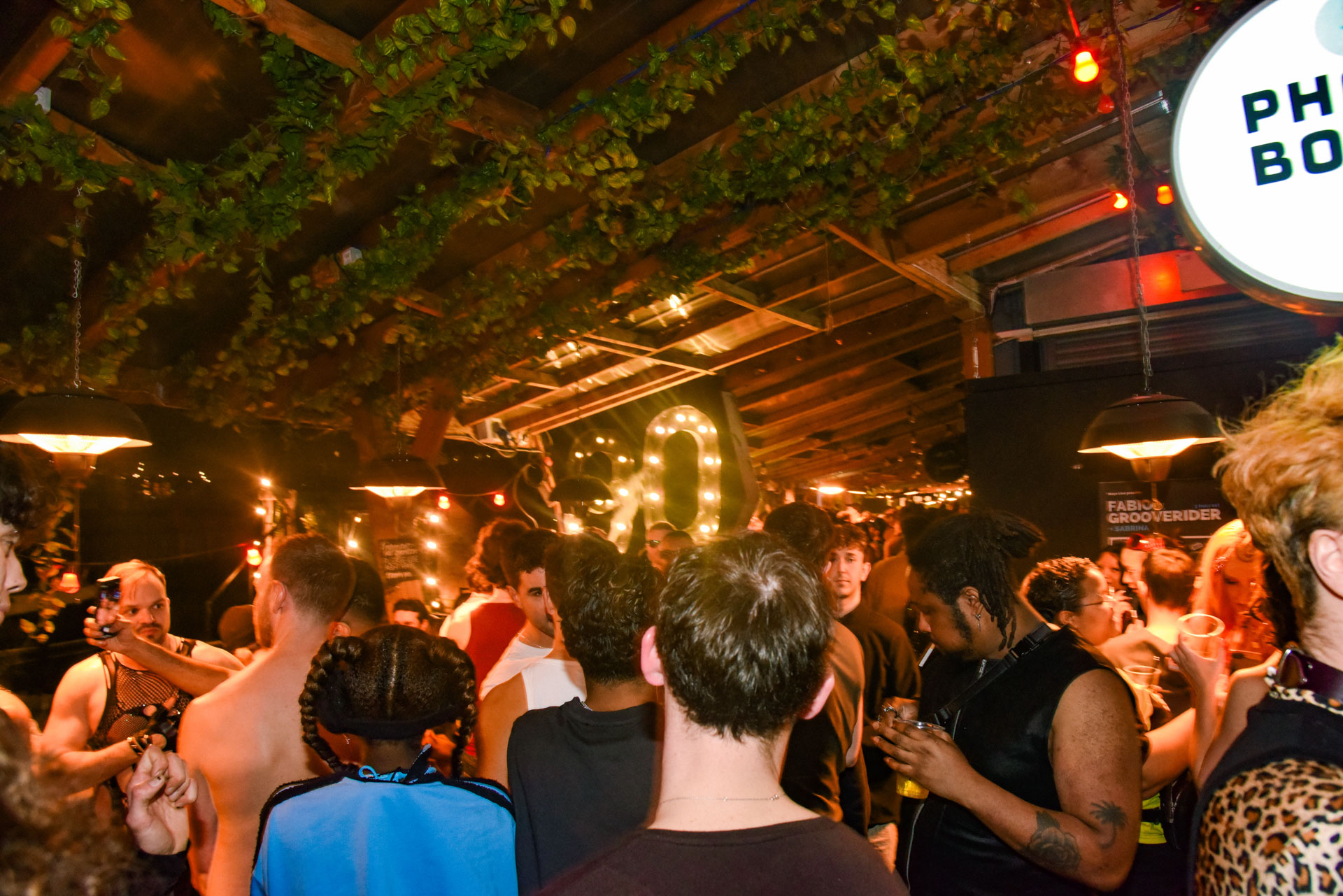 Howl_Rave_19_335_rgt2l7