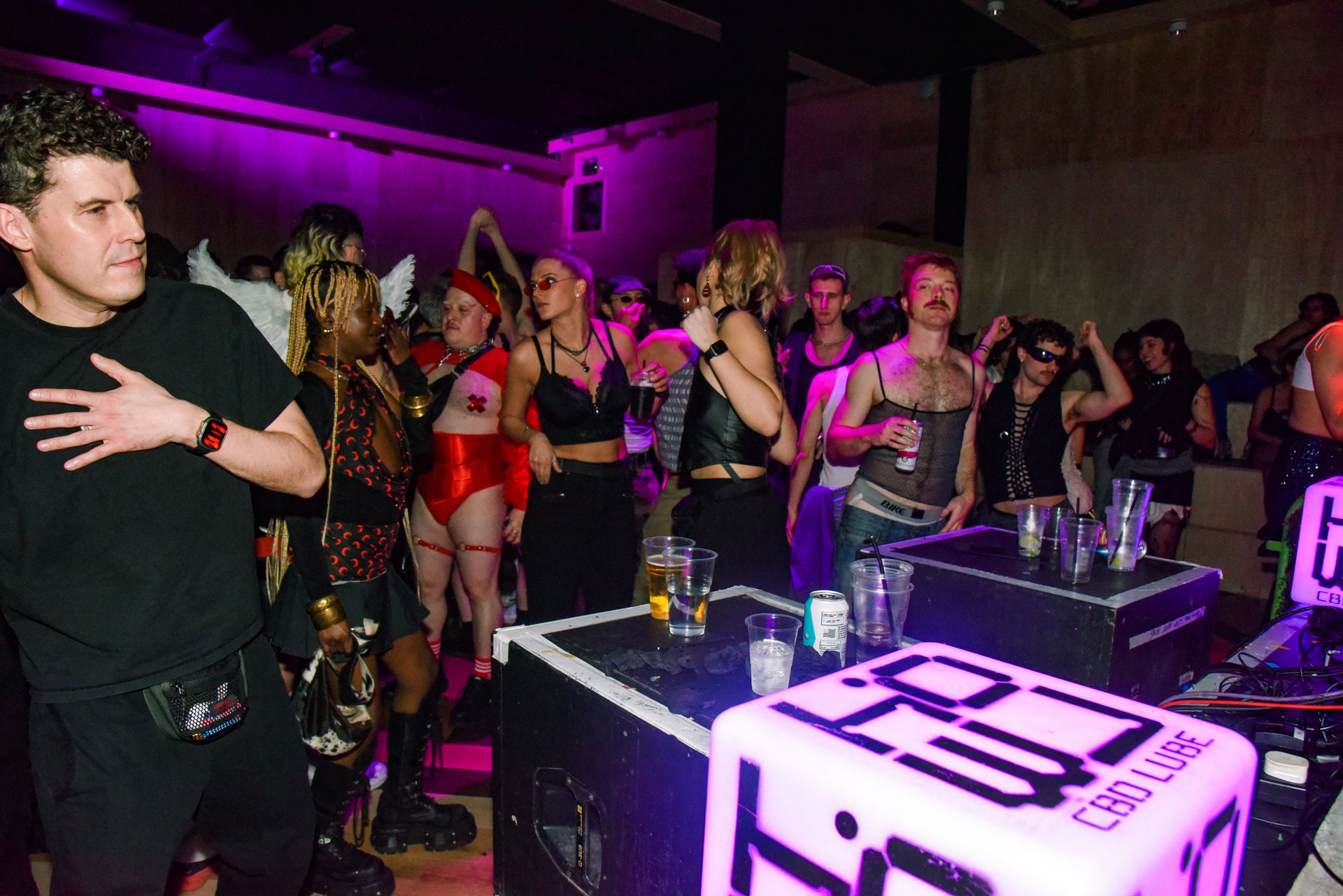 Howl_Rave_19_296_qmk88h