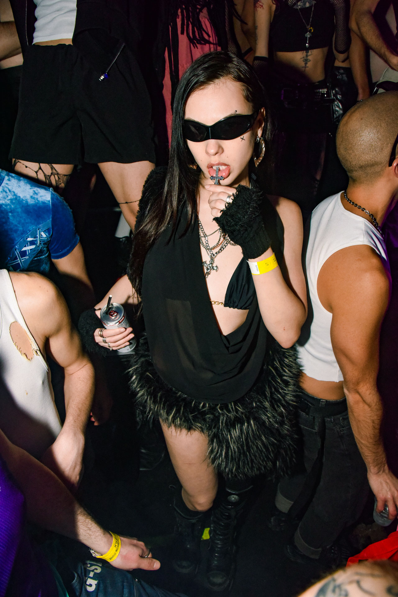 Howl_Rave_19_352_hoggkw