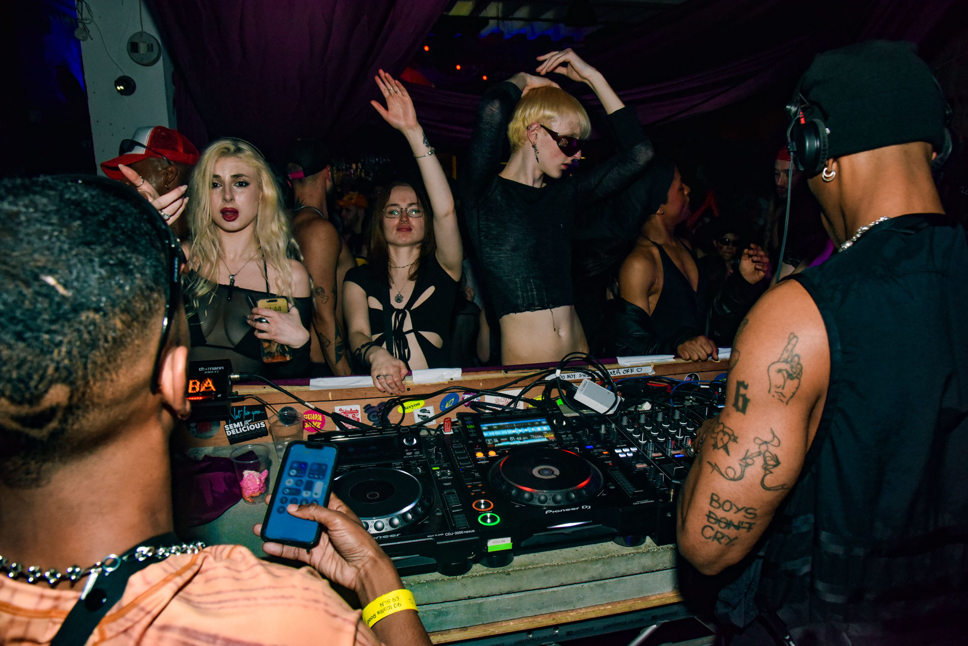 Howl_Rave_19_387_qurezu