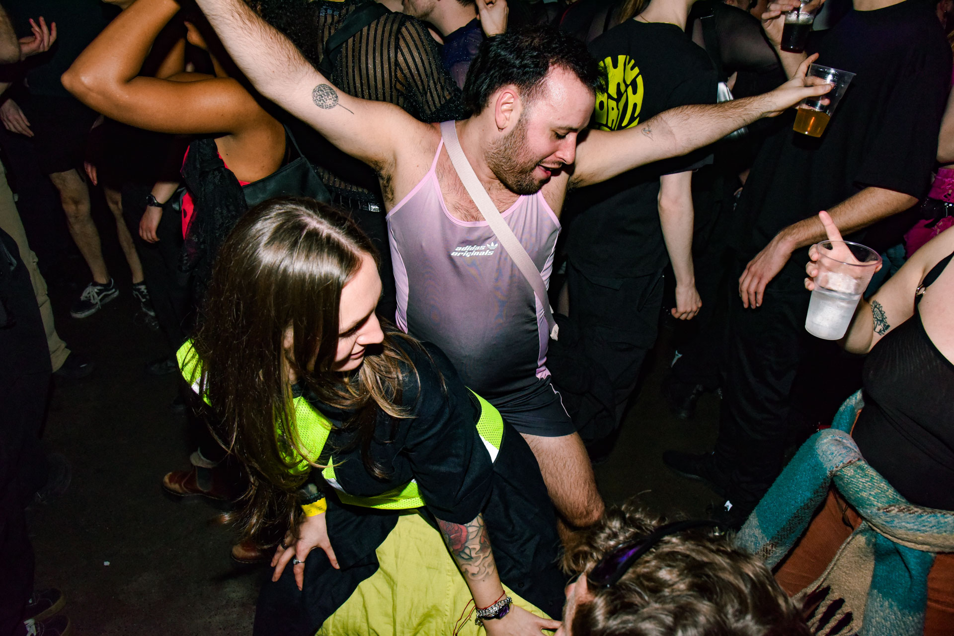 Howl_Rave_19_078_acrz5c