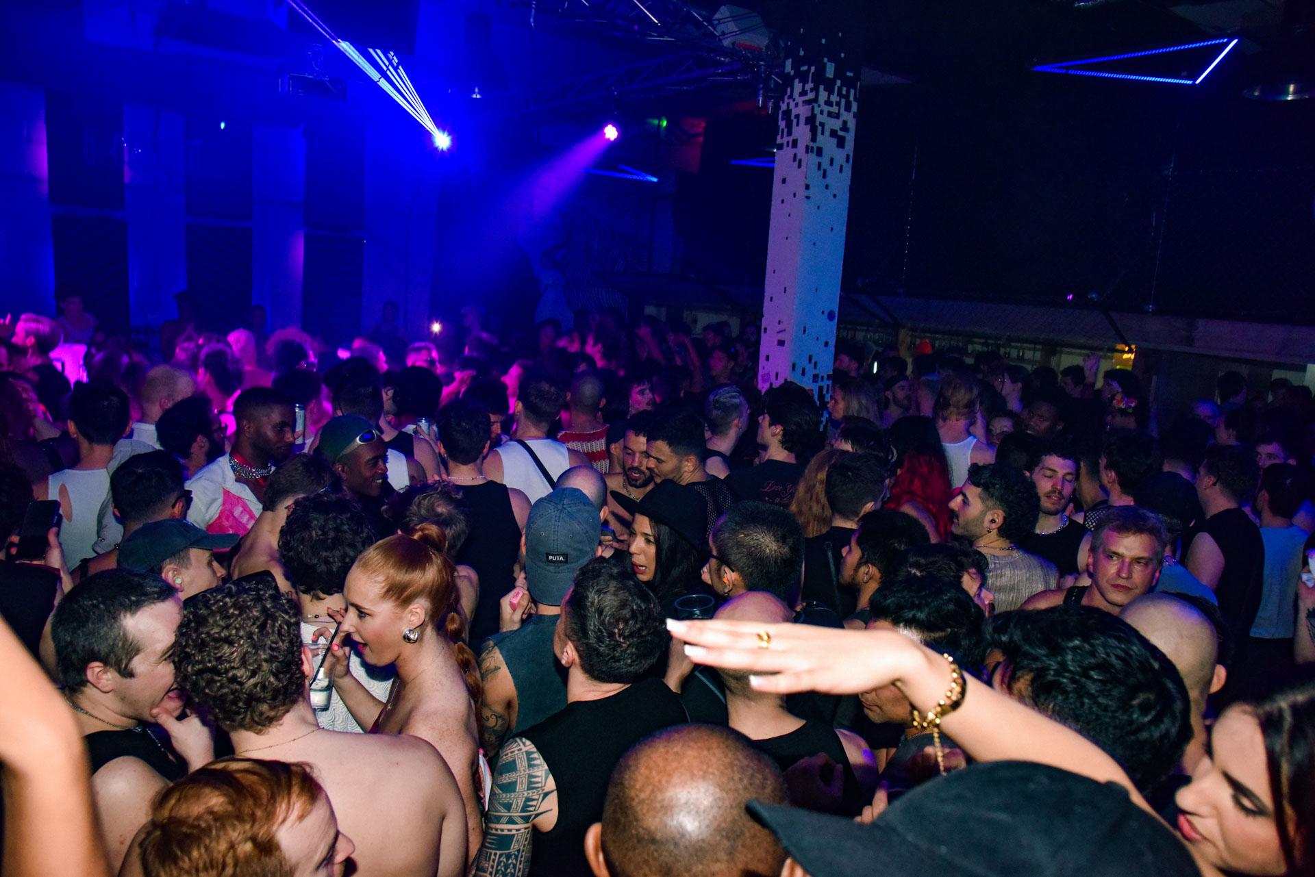 Howl_Rave_19_164_wklofp