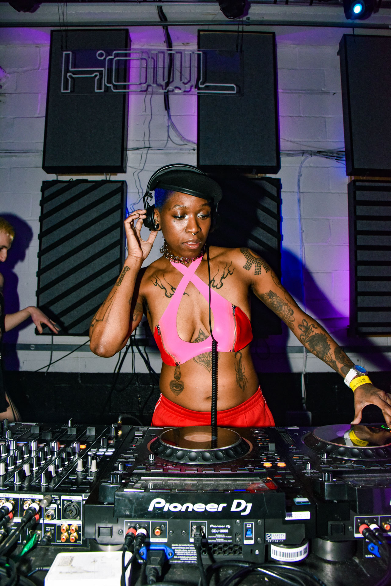 Howl_Rave_19_413_gnfzvr