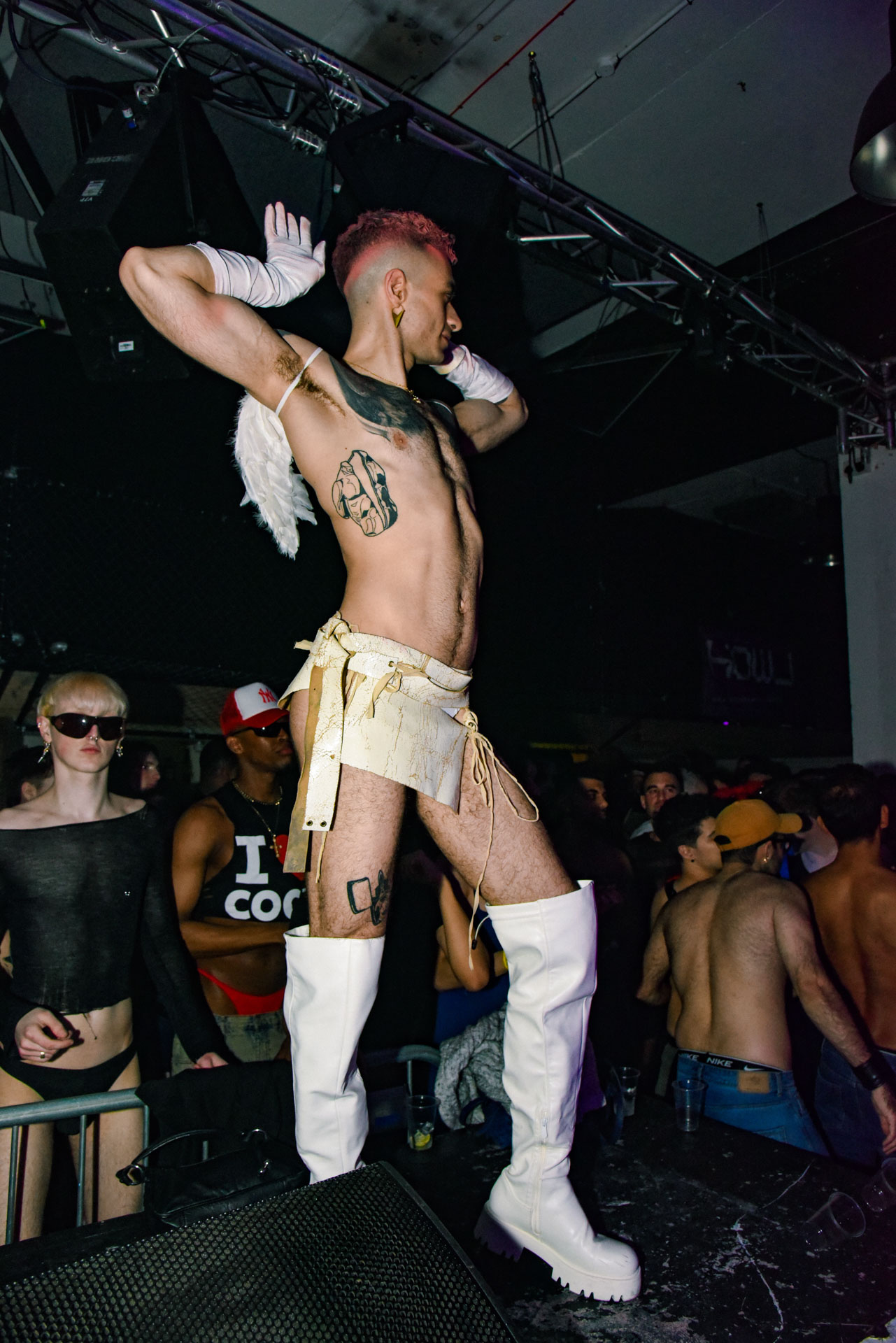 Howl_Rave_19_118_hpvn6g