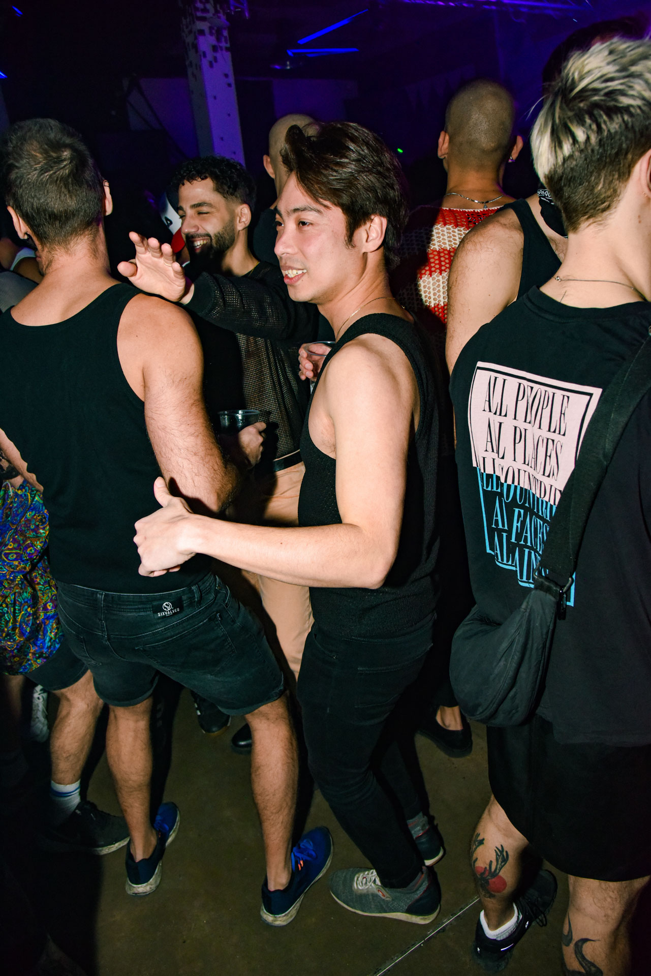 Howl_Rave_19_222_kzfrmz