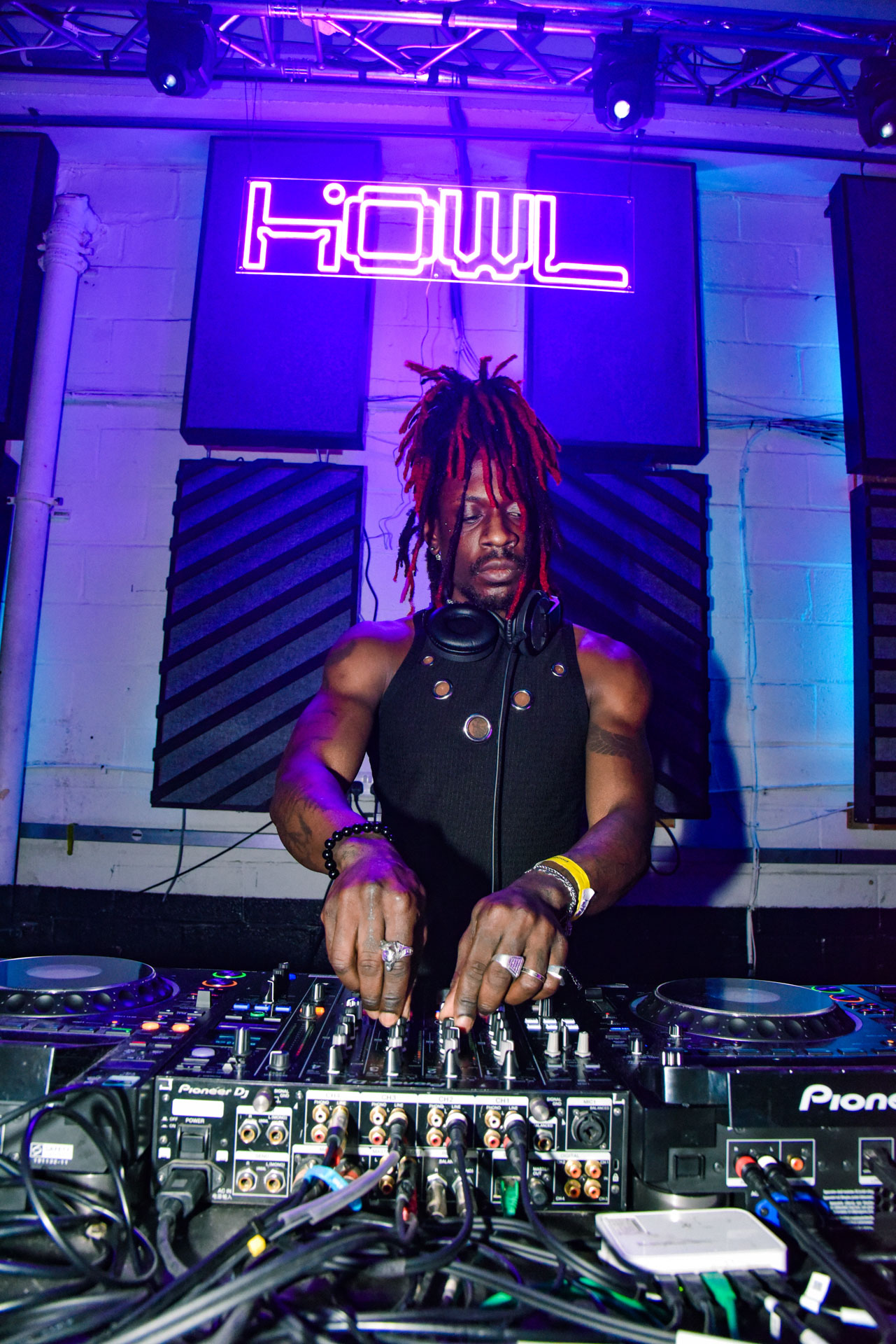 Howl_Rave_19_160_qpchbs