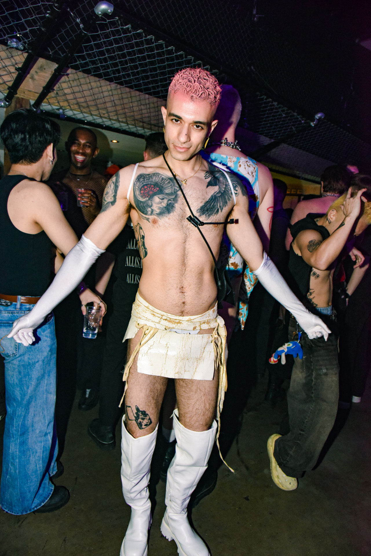 Howl_Rave_19_115_yslnmv