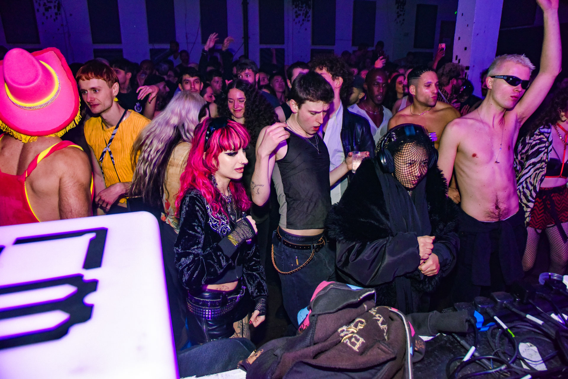 Howl_Rave_19_217_vqitip