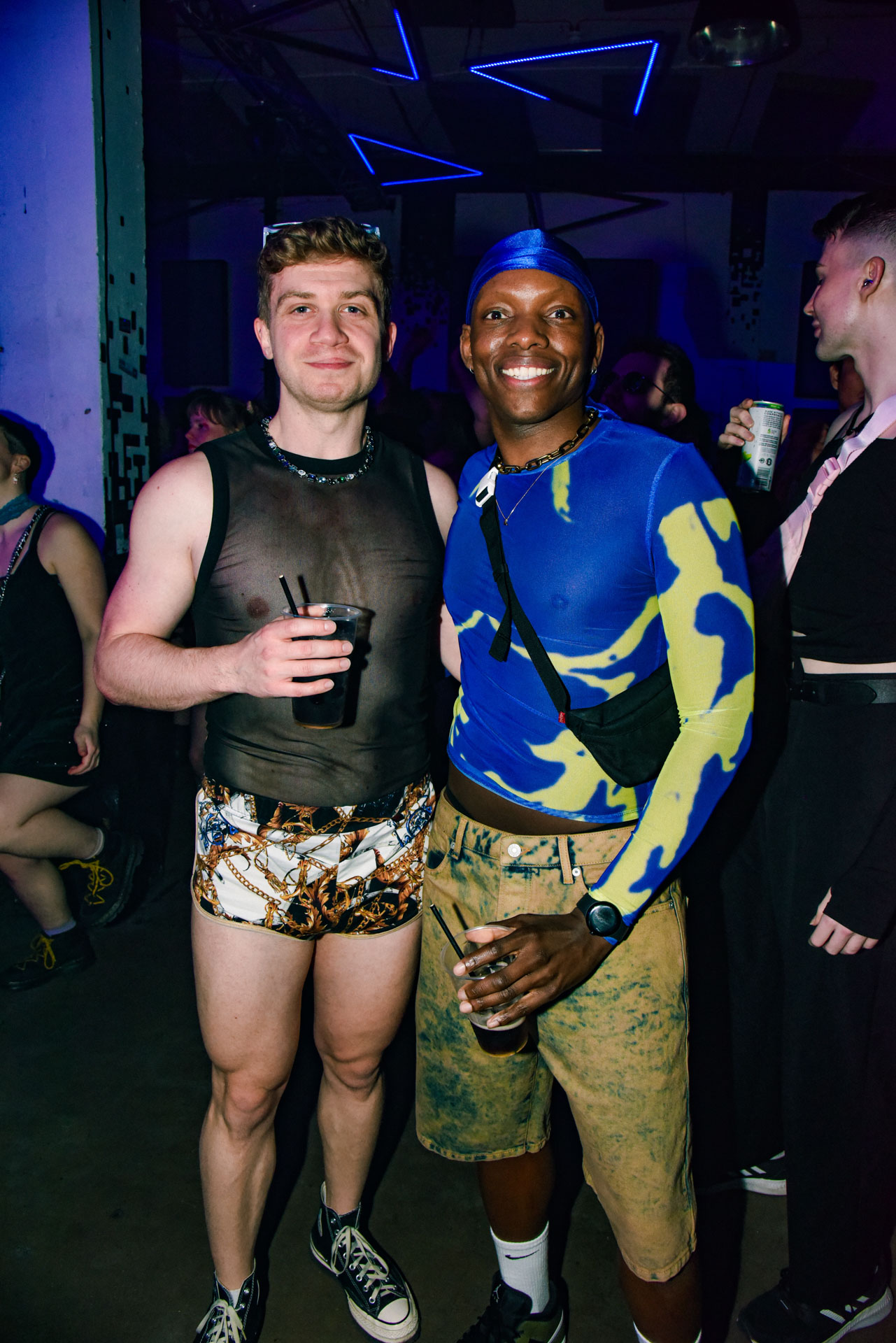 Howl_Rave_19_214_ln4rom