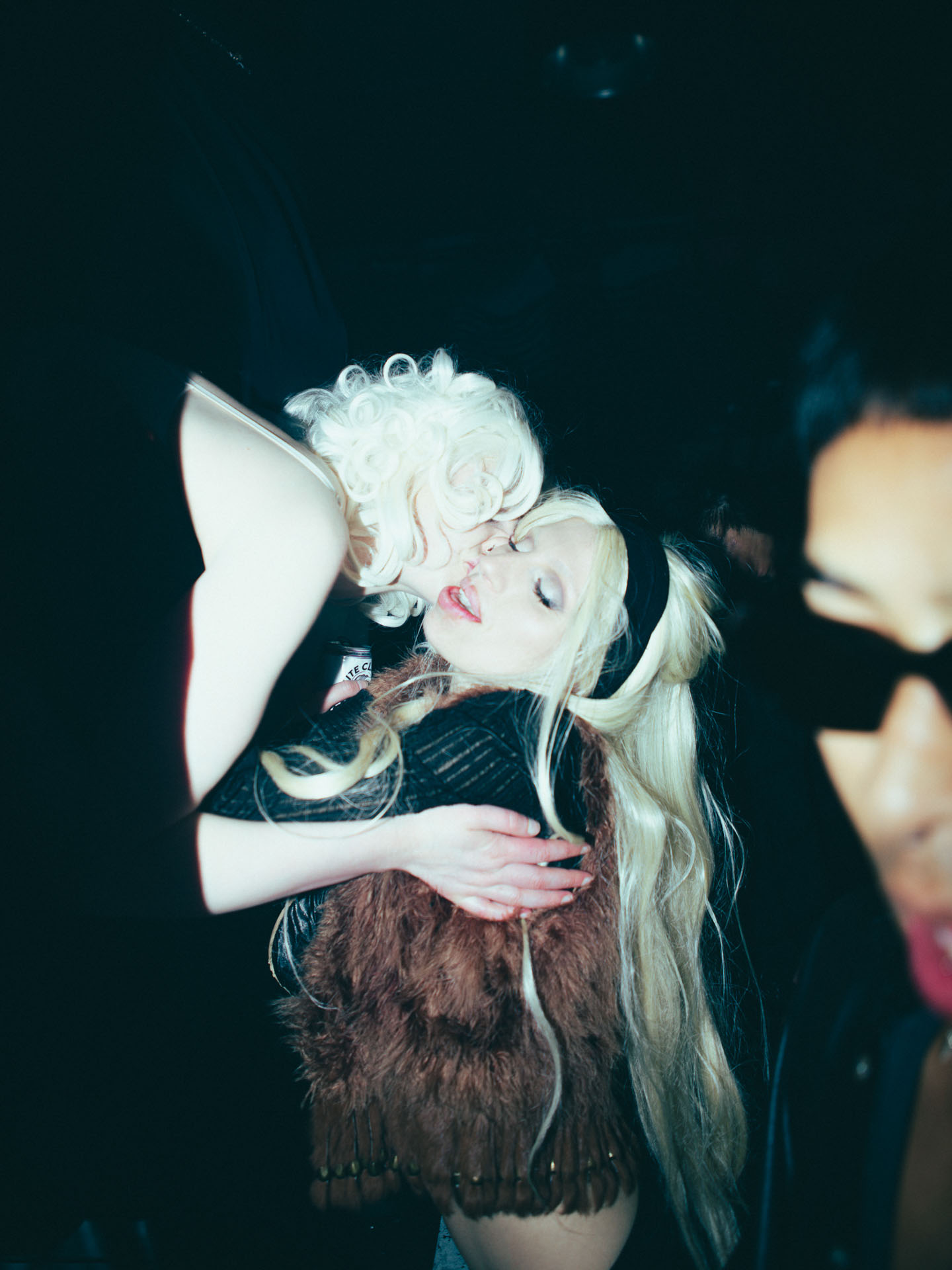 Howl_Rave_20_009_hhrjnf