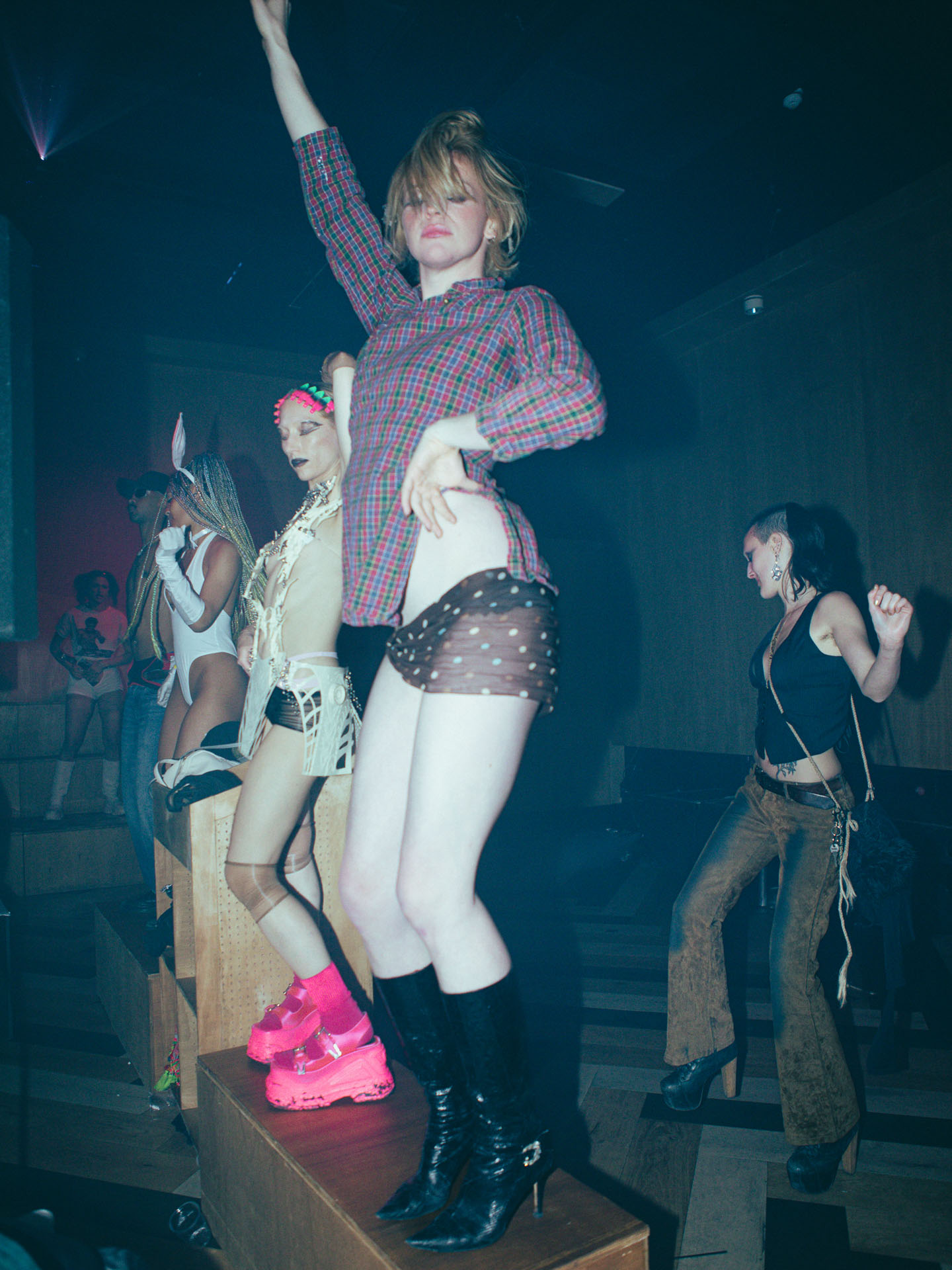 Howl_Rave_20_055_i1gcvv