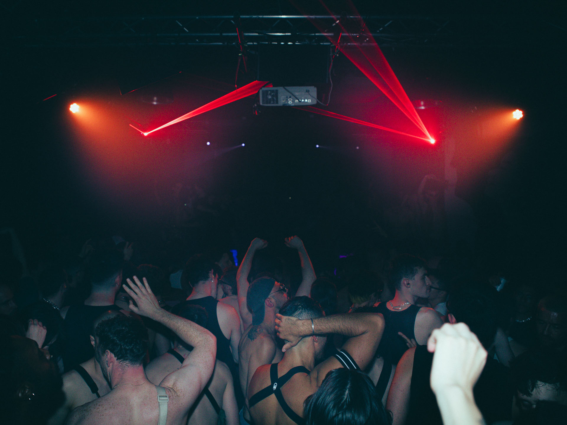 Howl_Rave_20_070_fkrhbh